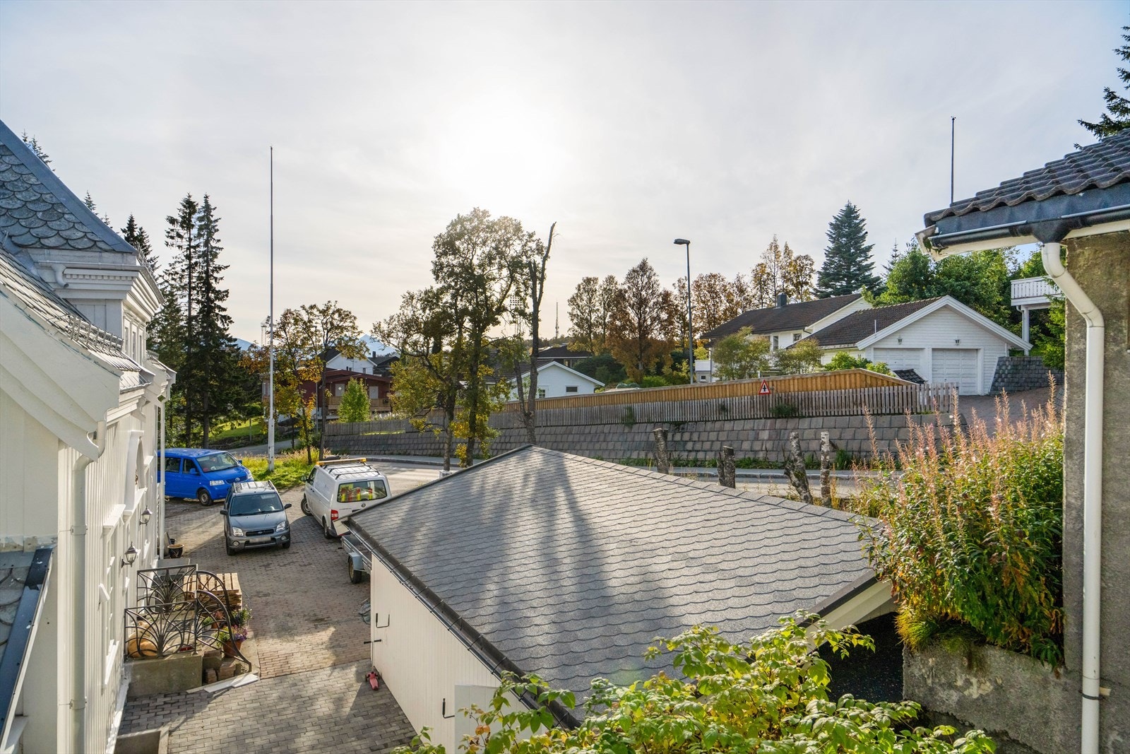 Her har du en god kombinasjon av nærhet til det meste, samtidig som området er rolig. Galleribilde