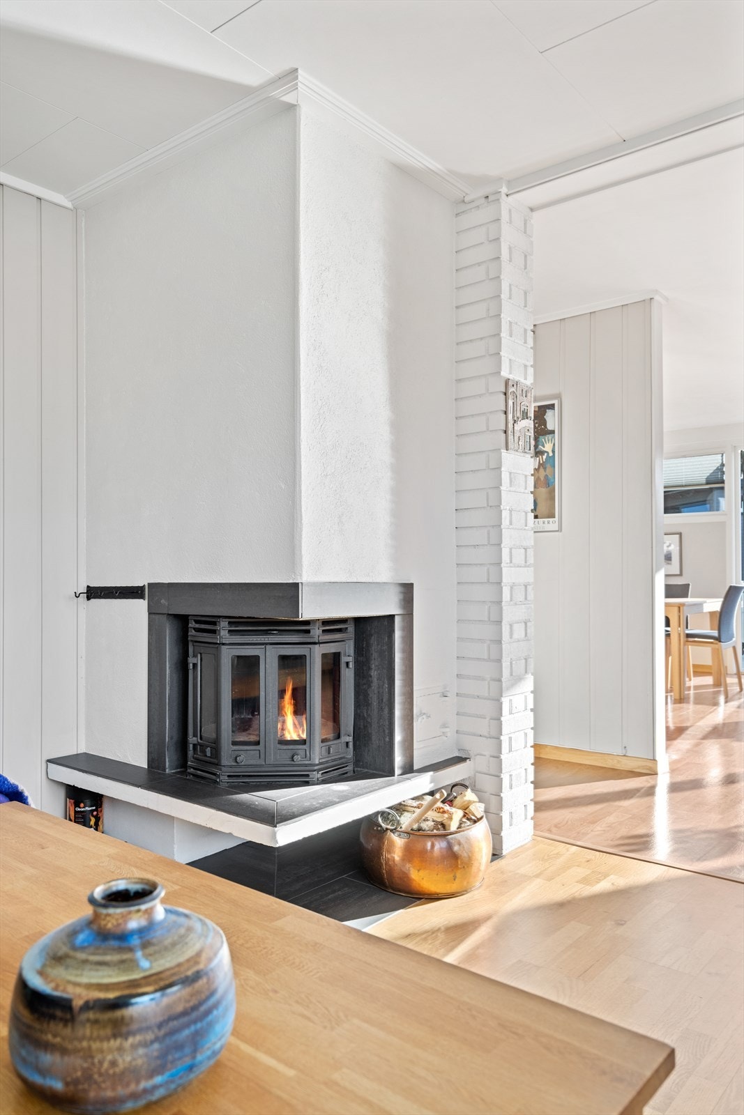 En peis med innsats gir lun varme på kalde høst- og vinterkvelder. Galleribilde