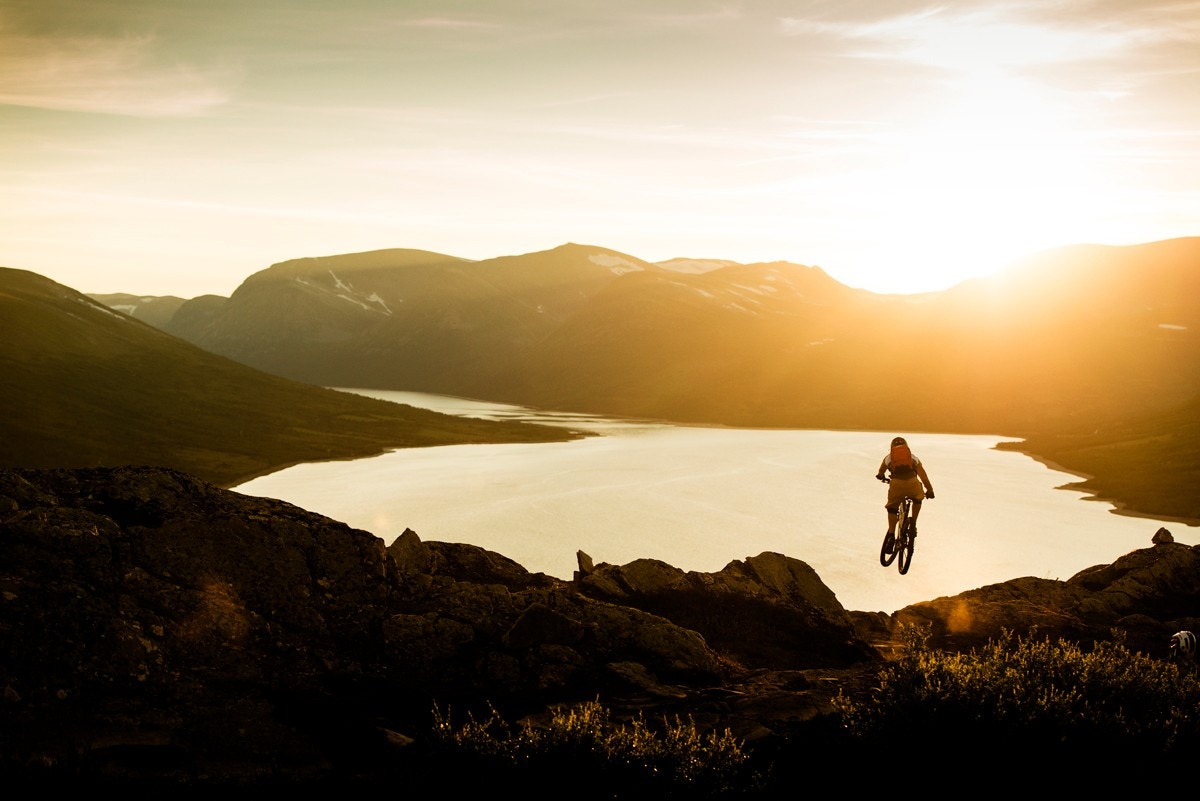 lett kuperte løyper i et levende kulturlandskap med åpne støler og flott utsikt i naturskjønne omgivelser. Galleribilde