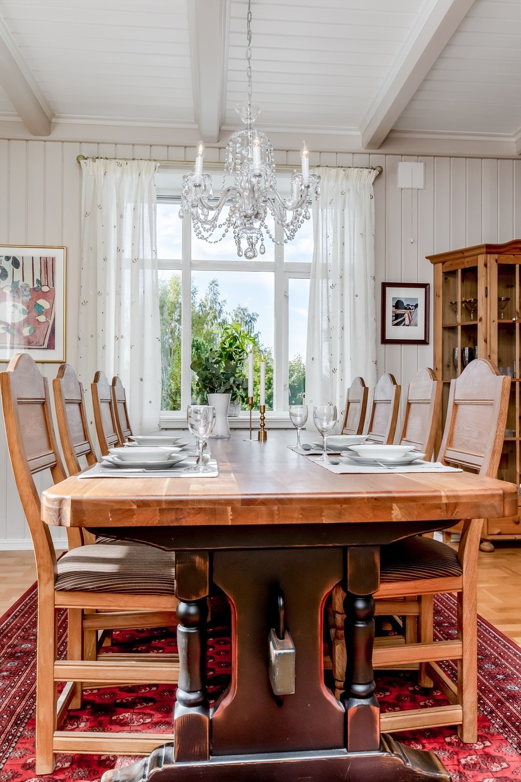 Her er det god plass til å samle venner og familie! Galleribilde