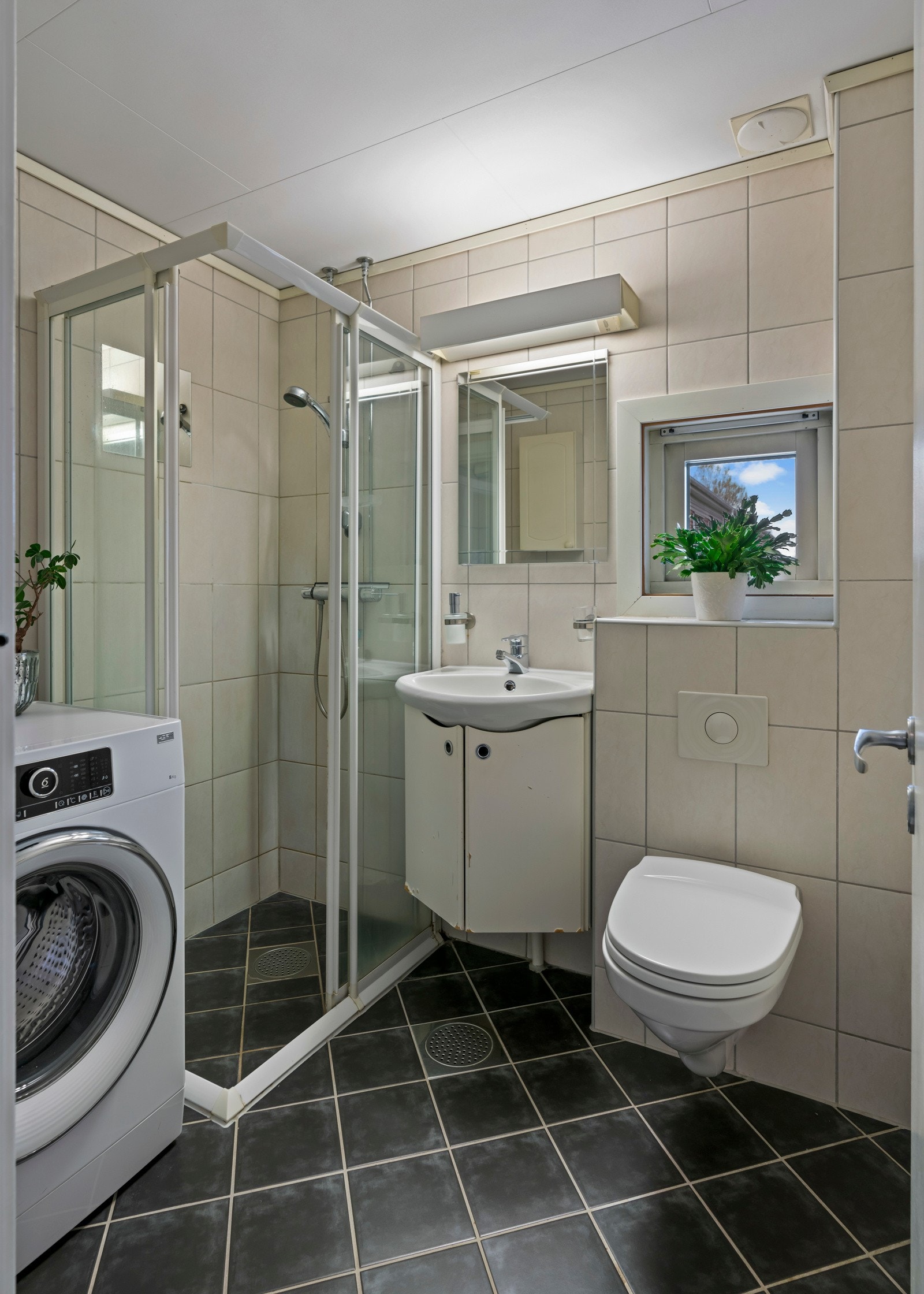 Bad som ble rehabilitert i regi av borettslaget i 2005 Galleribilde