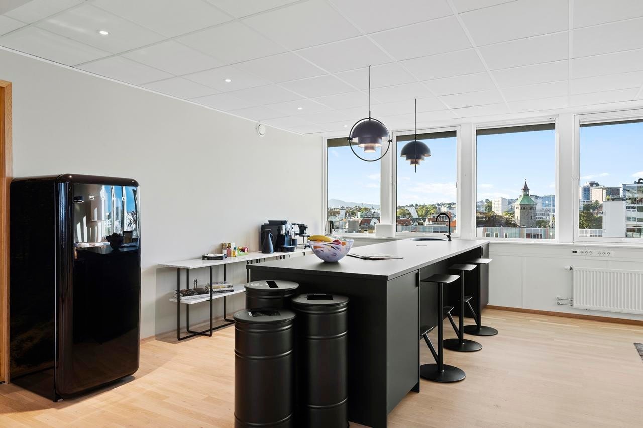 Kjøkken i 9.etasje. I dag er det også kantine i Børehaugen 5. Galleribilde