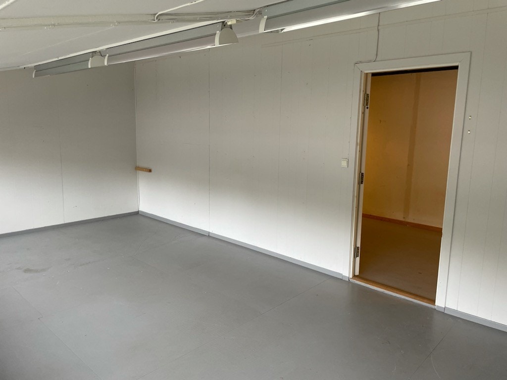 Inngang 4: 23 kvm ledig, se også neste foto. Adkomst med heis+vareheis. Galleribilde
