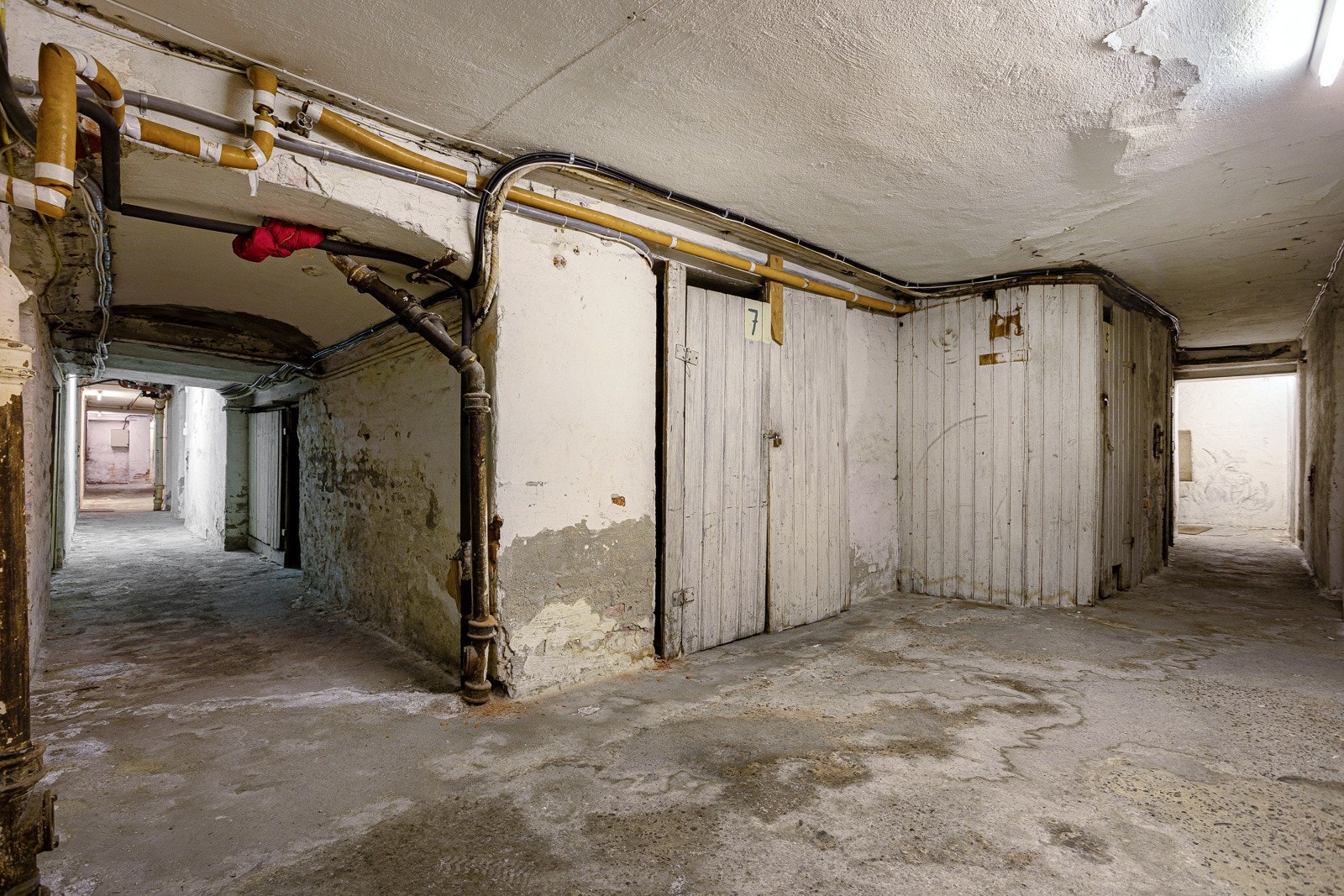Bygård med 16 seksjoner | BRA ca 1600 kvm og BTA ca 2512 kvm Galleribilde