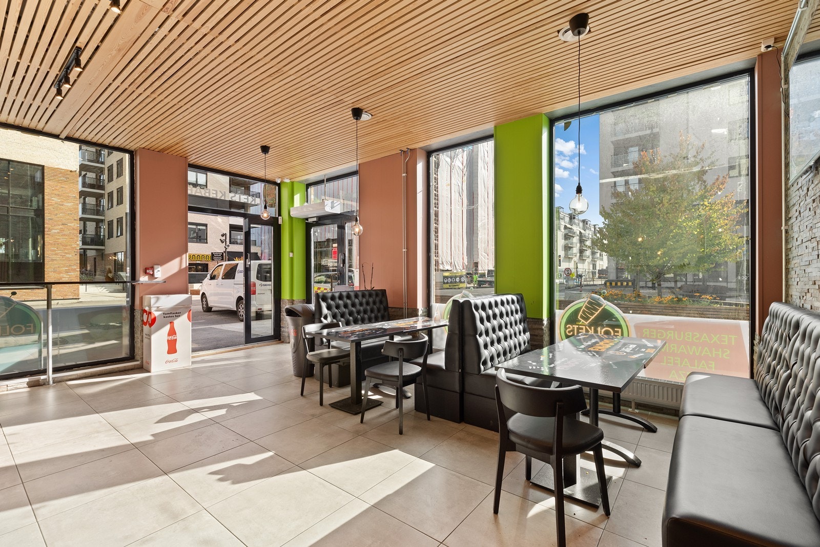 Seksjon 176: Restaurant/servering Galleribilde