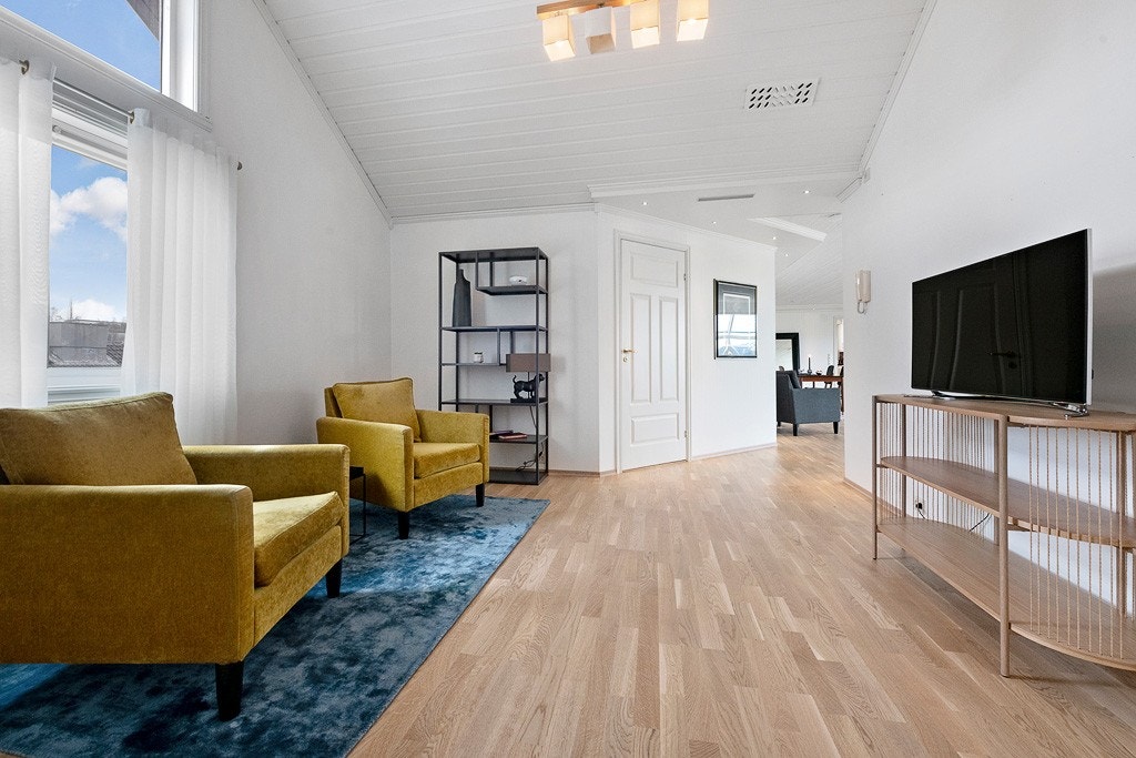 Tv-stue/mellomgang Galleribilde