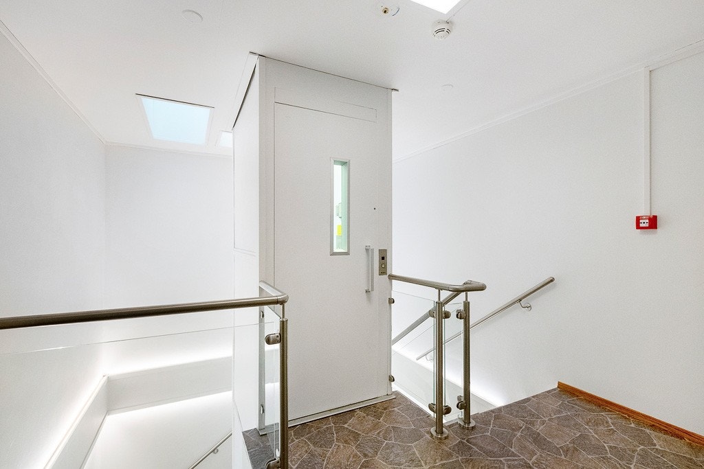 Heis i bygget Galleribilde