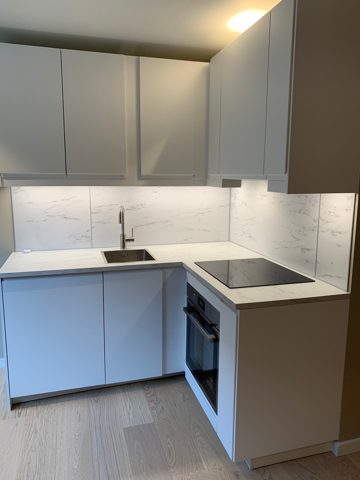 Kjøkkenet har fått flotte veggplater Galleribilde