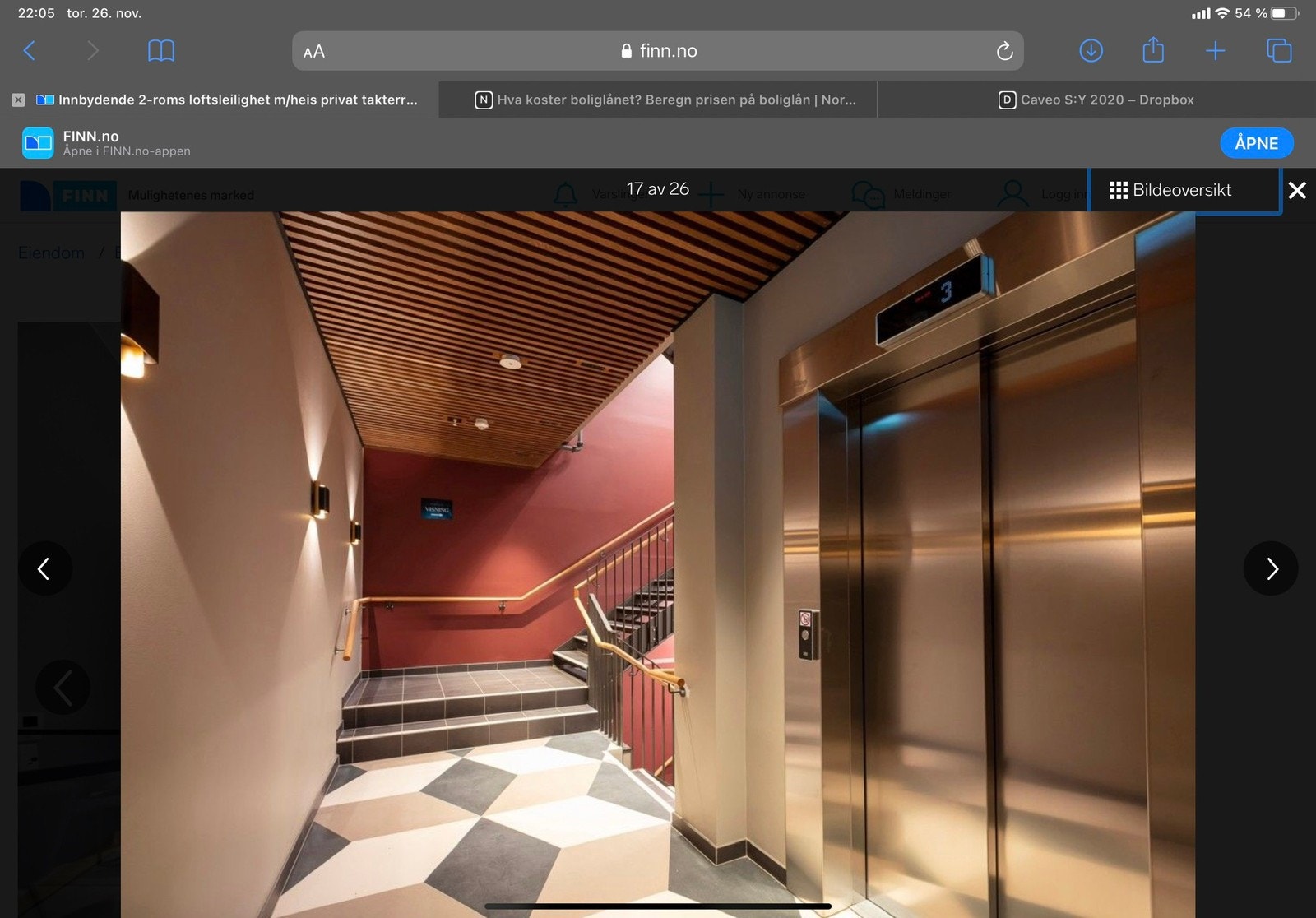 Lekkert og nytt inngangsparti med heis Galleribilde