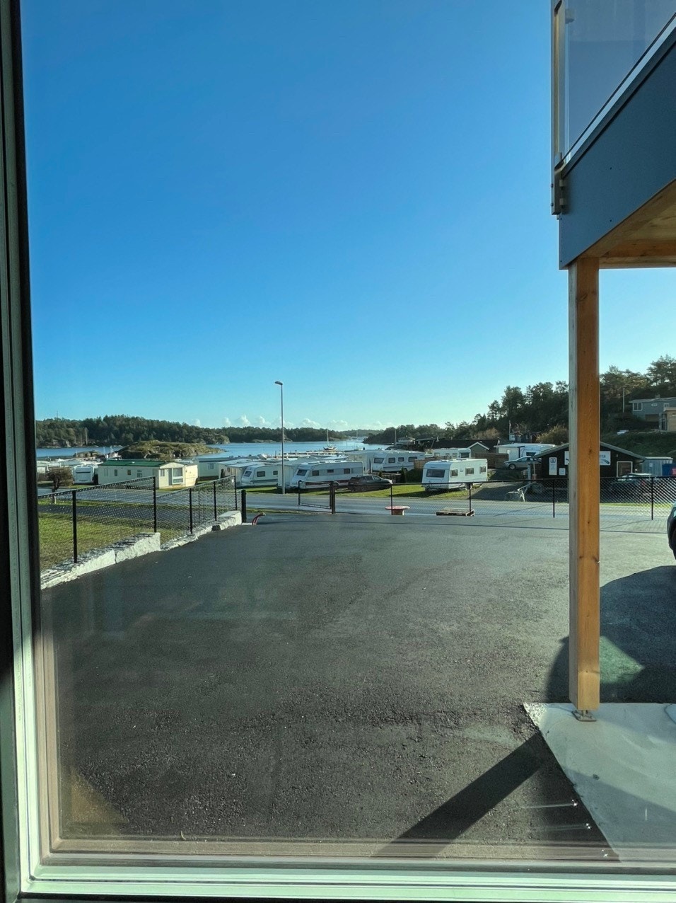 Utsikt fra stuevindu Galleribilde