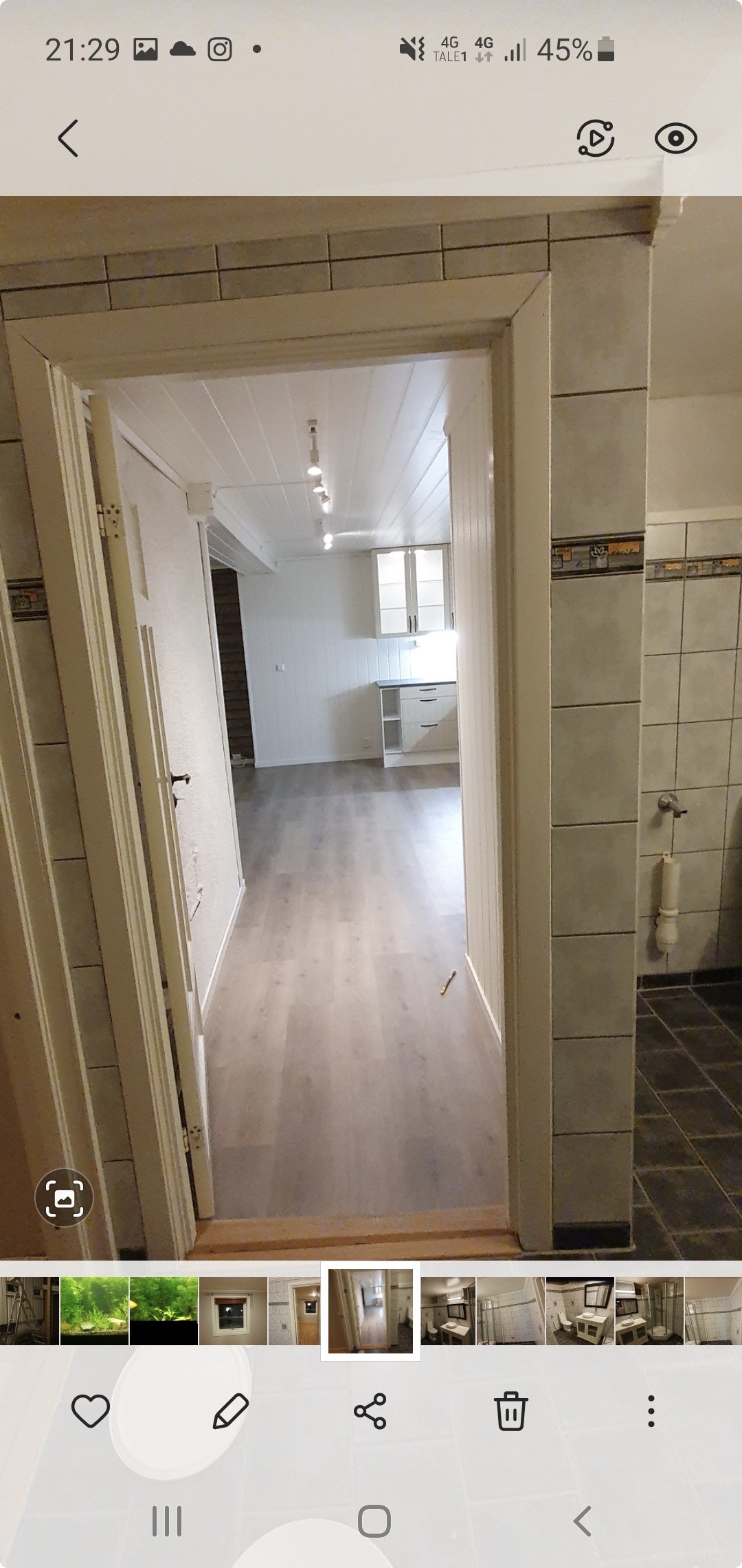 Fra bad mot gang/kjøkken Galleribilde