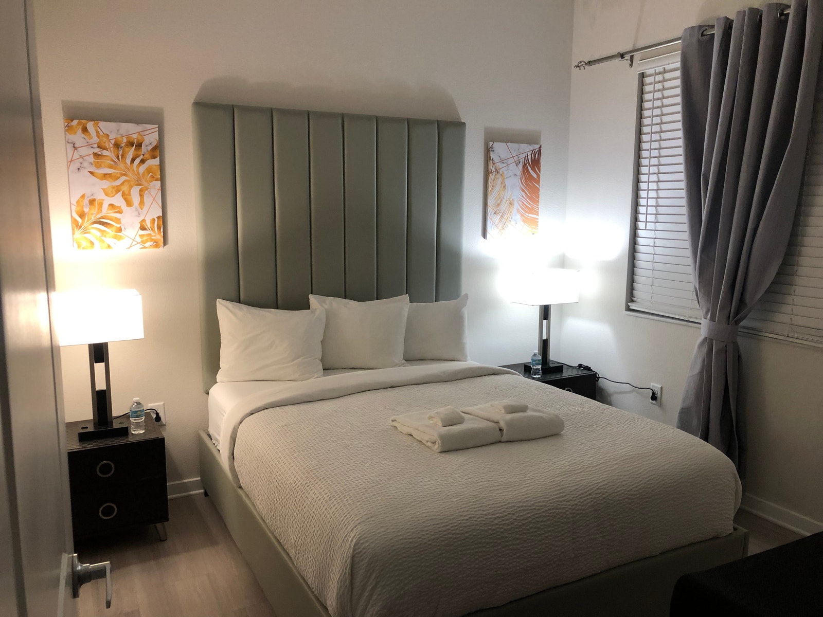 Queen rom Galleribilde