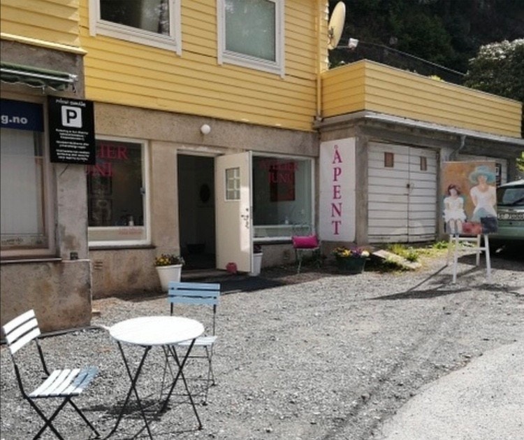 Inngang til lokaler Galleribilde