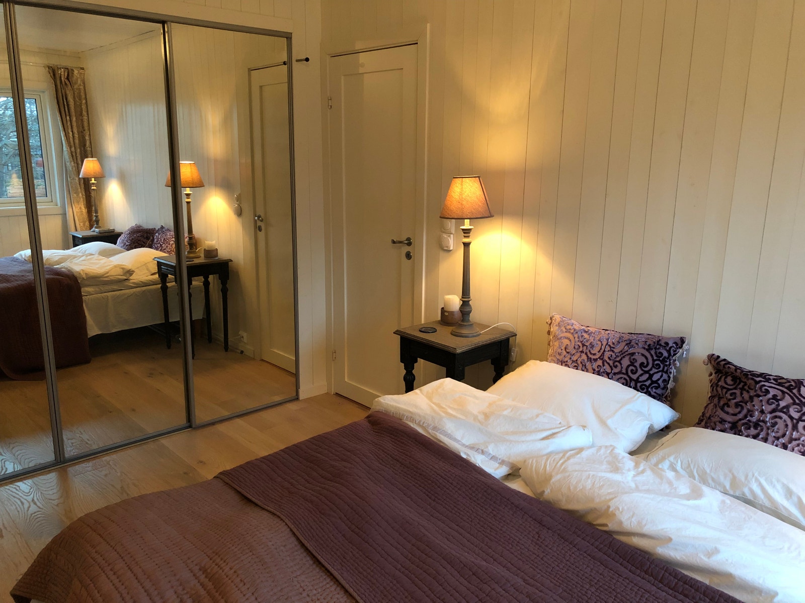 Speilgarderobe på soverom 2 Galleribilde