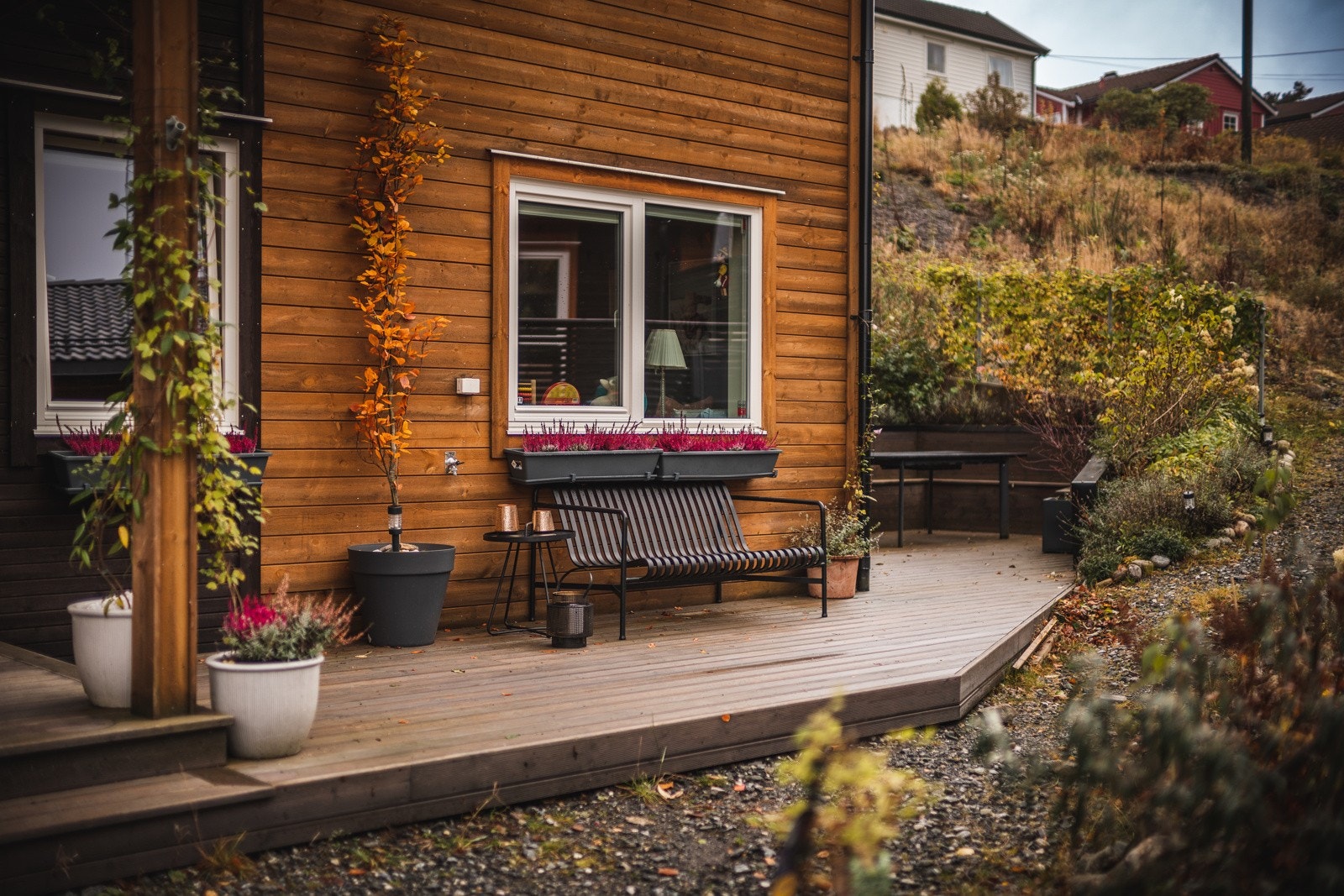 Markterrasse på ca. 32kvm ved adkomst til boligen Galleribilde