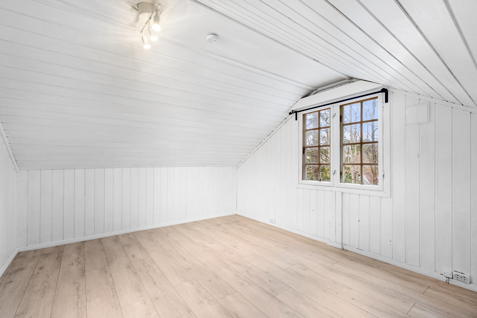 Boligen byr på mange innredningsmuligheter og kan enkelt tilpasses familiens behov. Galleribilde