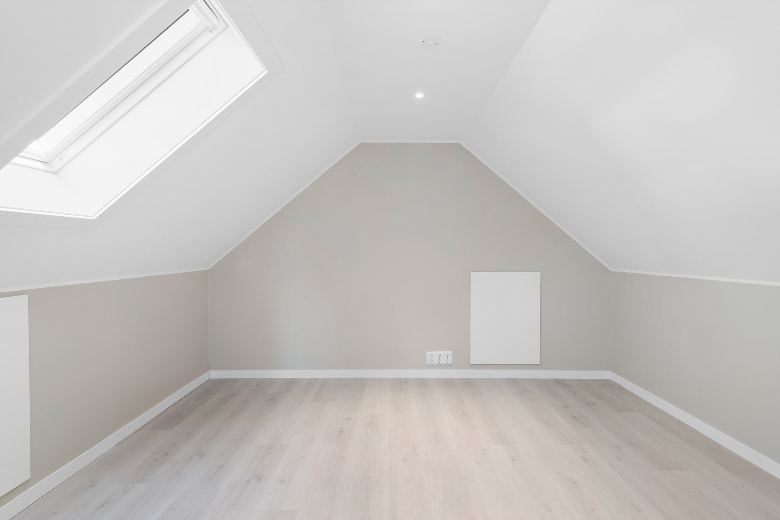 Loftstue Galleribilde