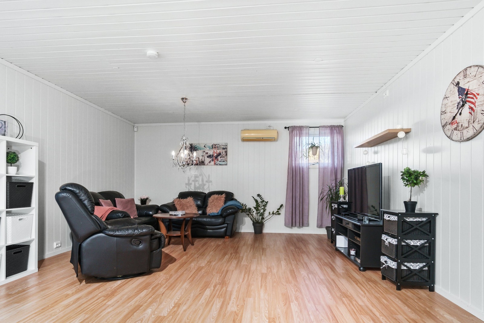 Kjellerleilighet - Stue Galleribilde