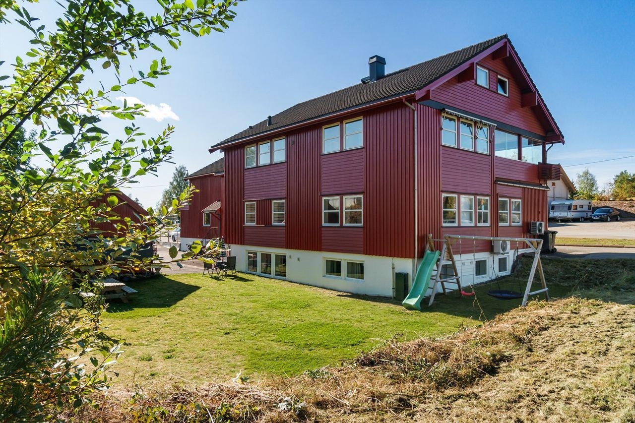 Velkommen til Gata 3-5 i Vallset, Stange kommune Galleribilde