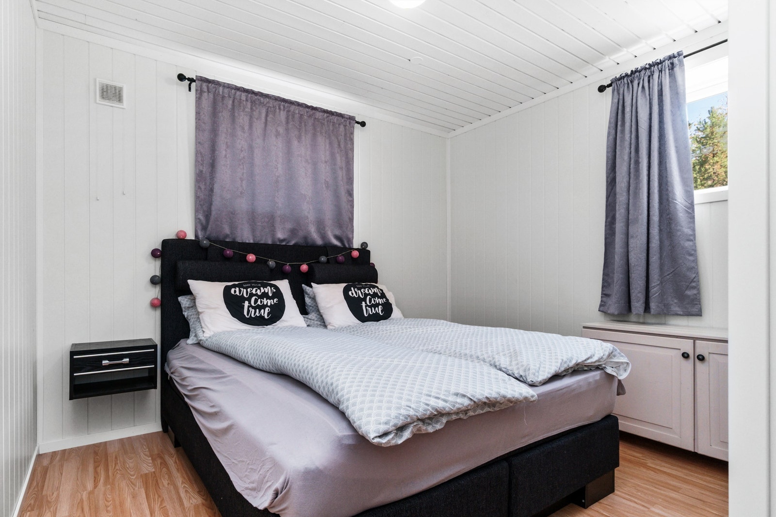 Kjellerleilighet - Soverom Galleribilde