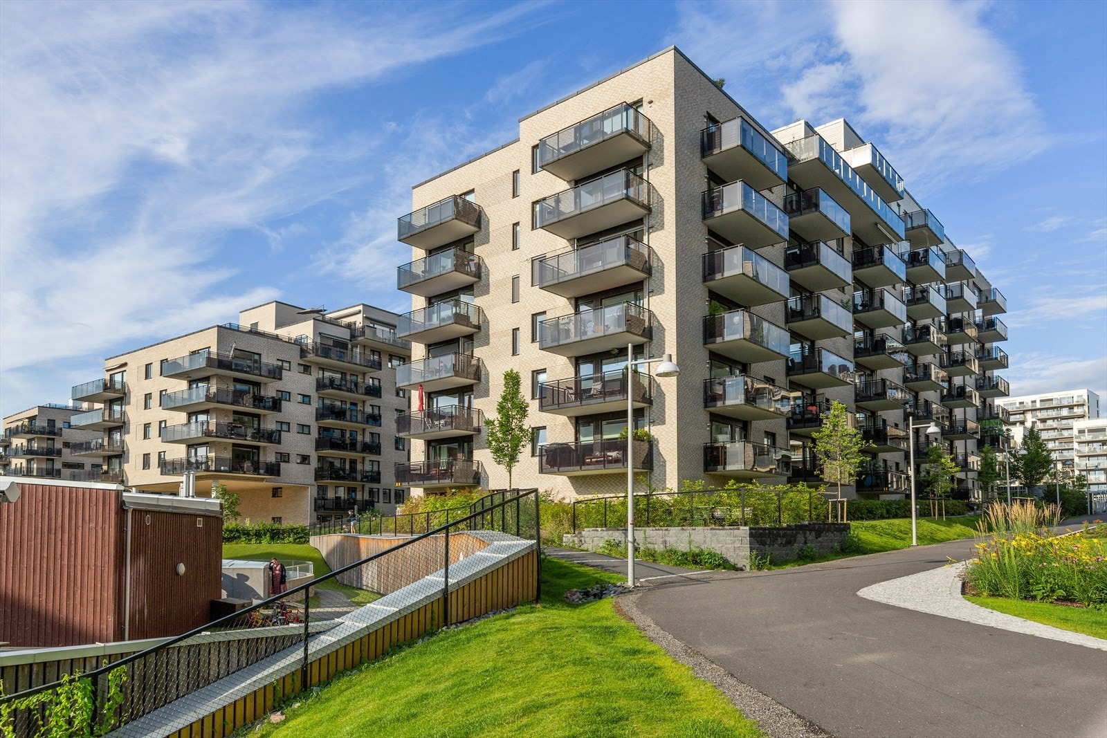 Lillohøyden 6 sameie består av 89 boliger, heisadkomst til etasjeplan. Galleribilde