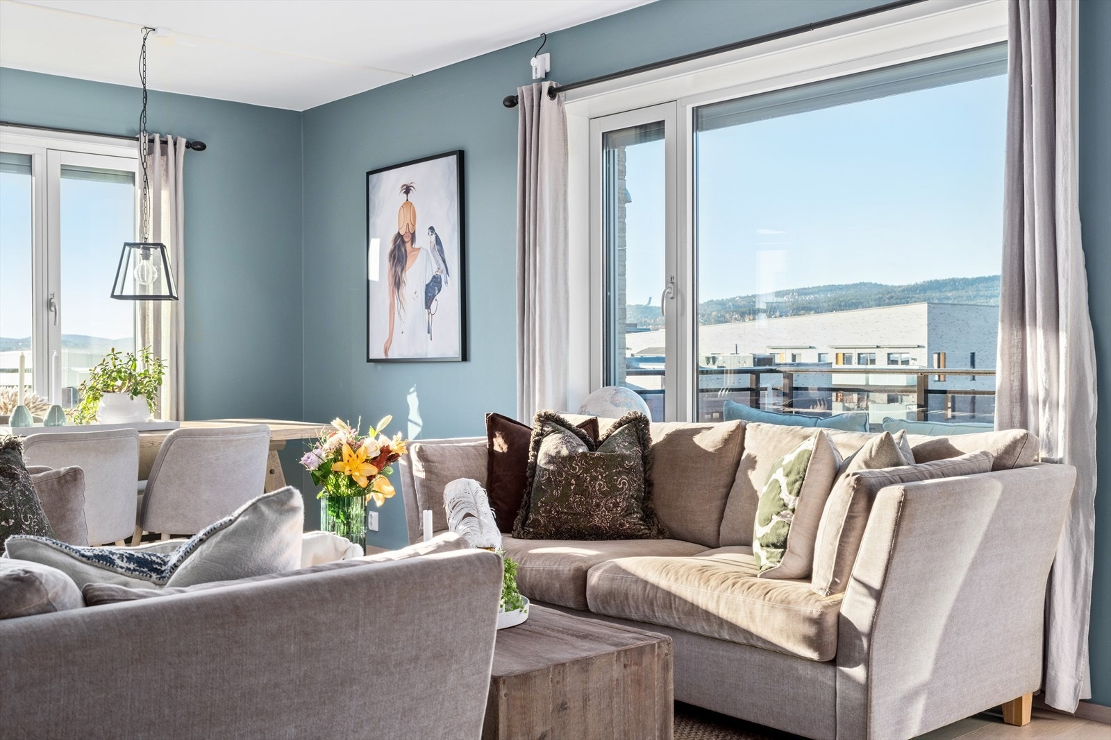 Med pene rom av god størrelse, er dette en leilighet hvor det er lett å trives. Galleribilde