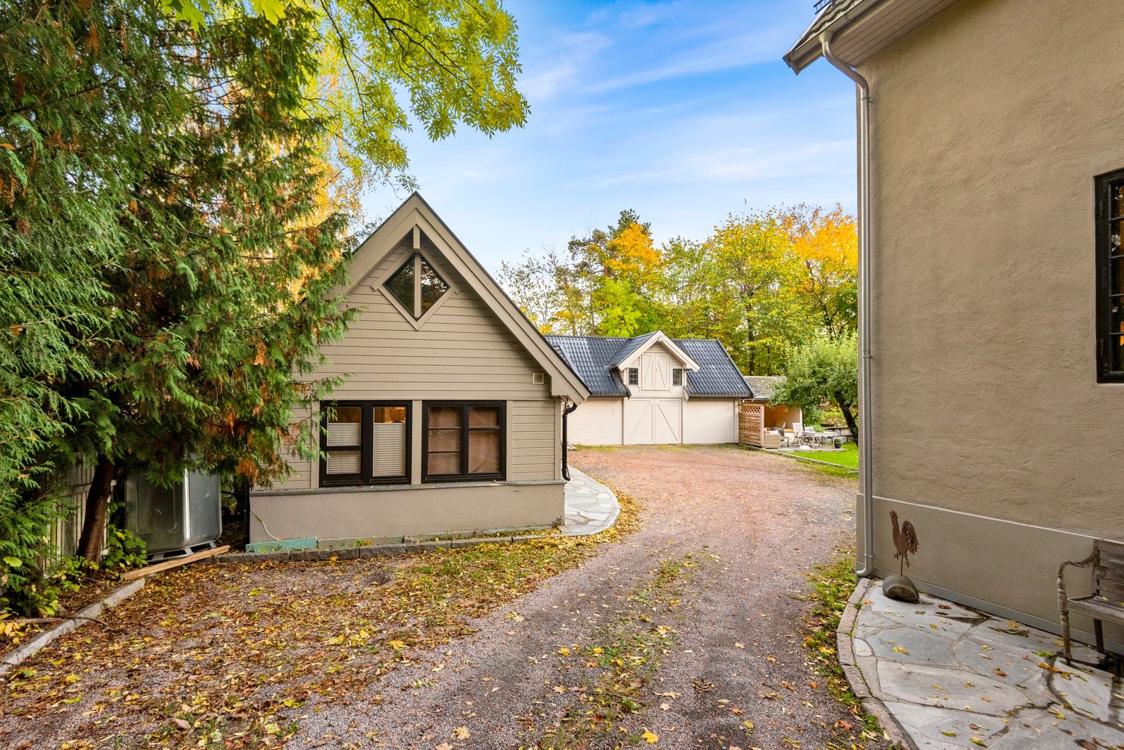 Innkjørsel Galleribilde