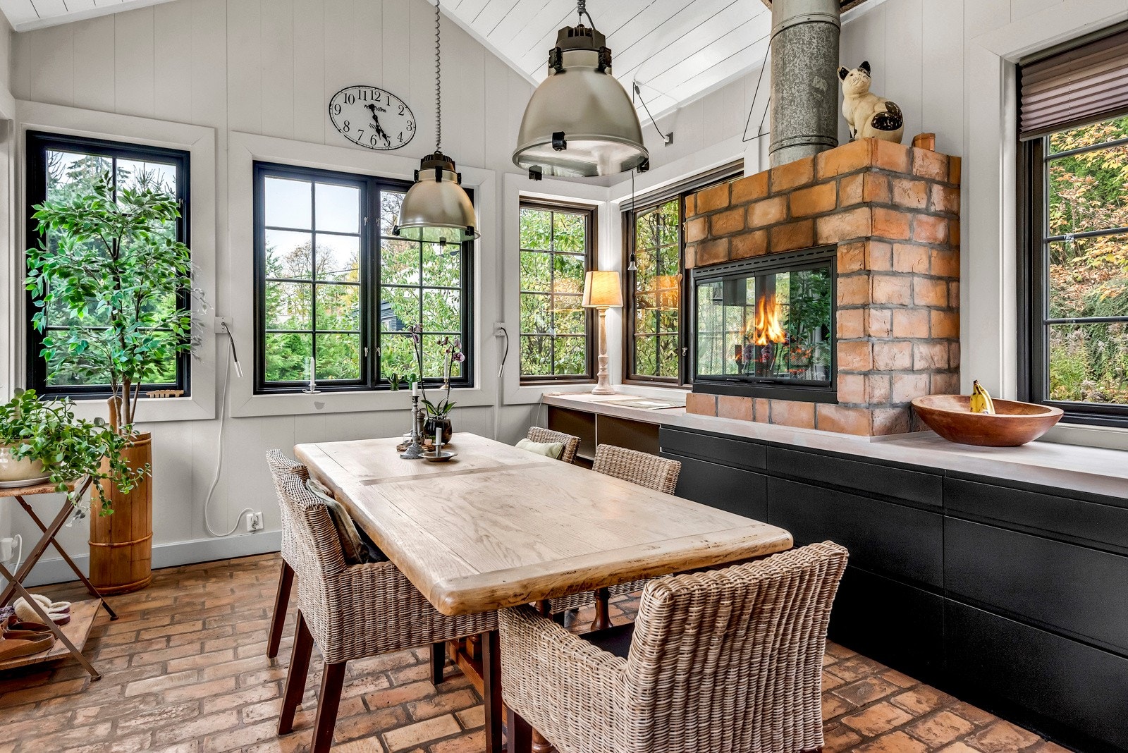 Det er installert peisovn for ekstra stemning og varme Galleribilde