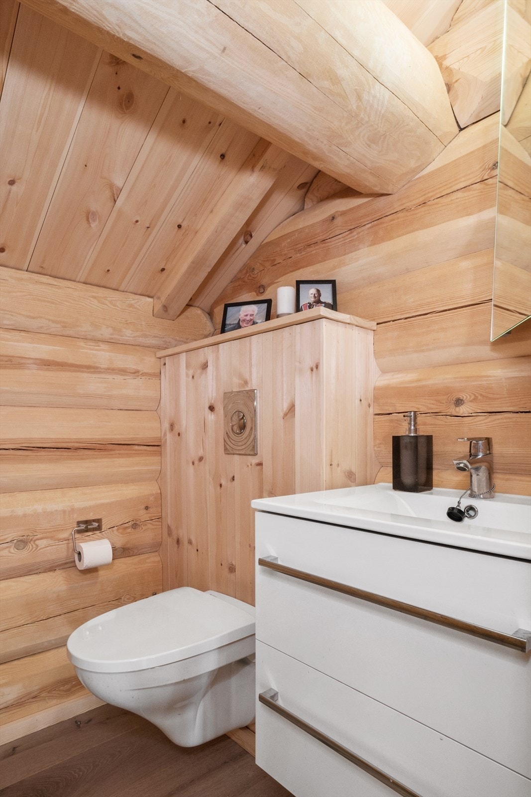 Toalettrom i 2. etg. Galleribilde