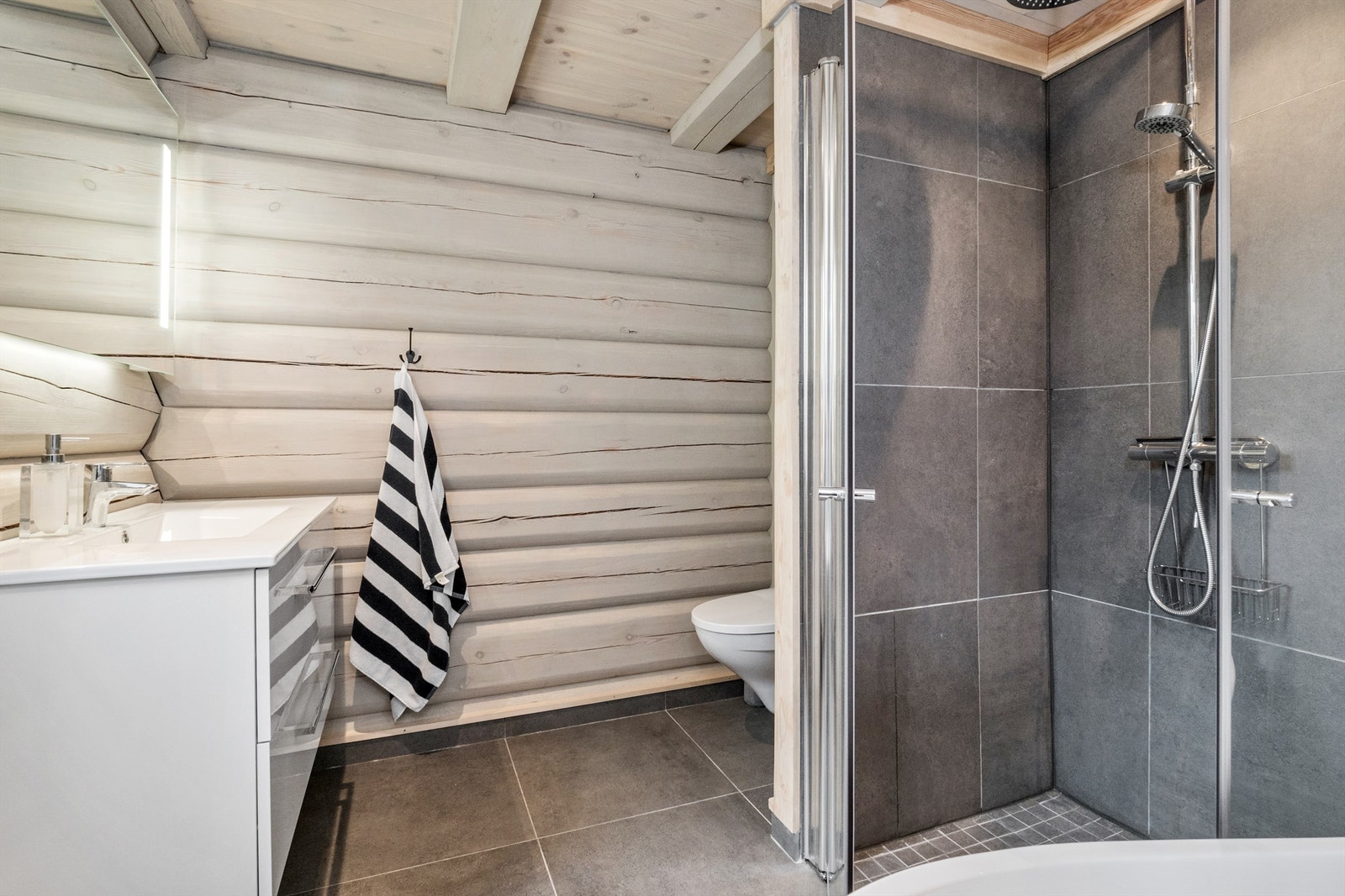 Bad i 1. etg. Galleribilde