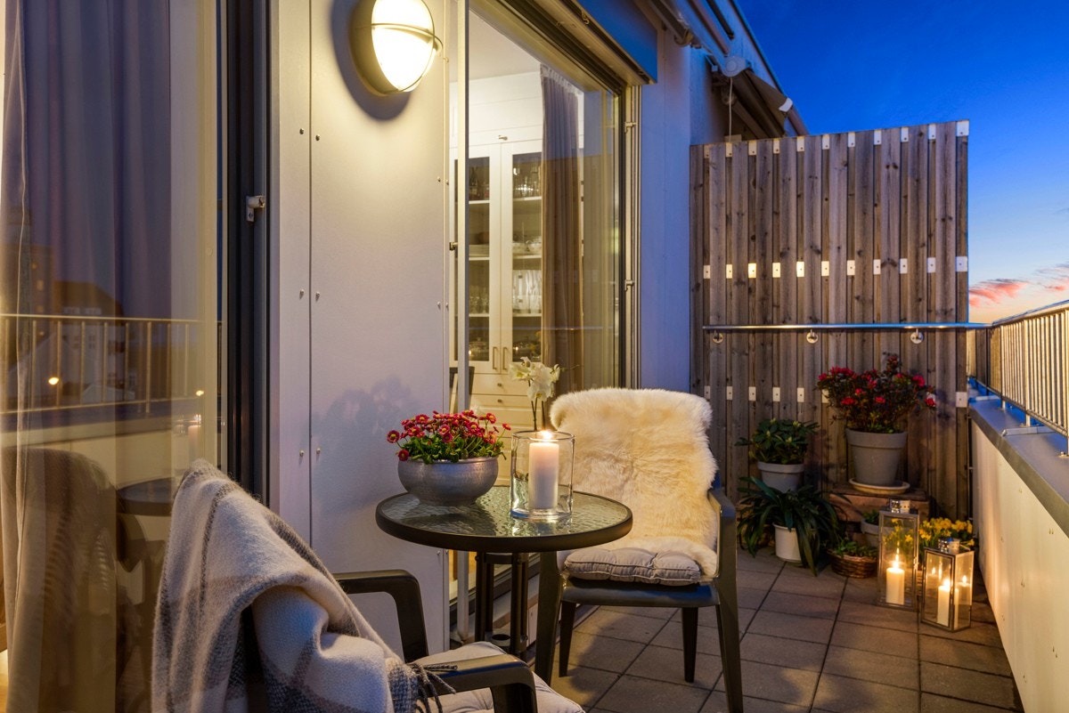 Terrasse mot syd Galleribilde