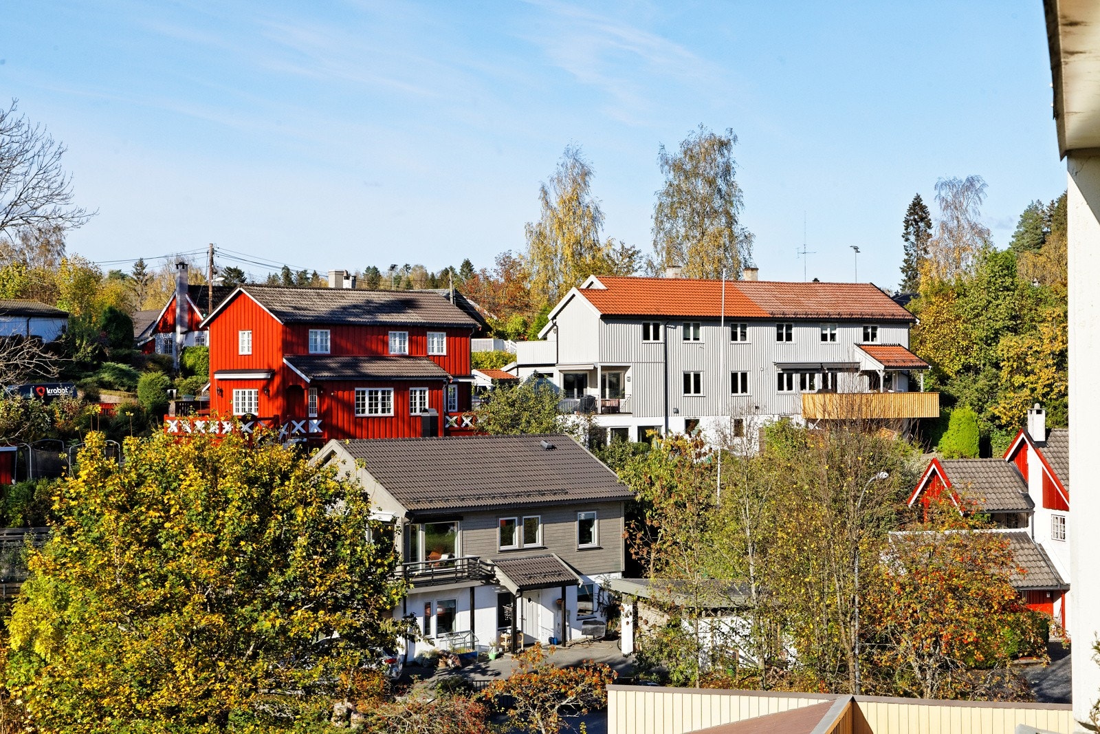 Variert bebyggelse i området som bidrar til gode boforhold. Galleribilde