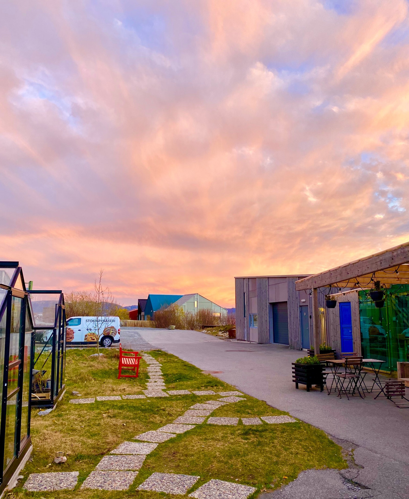 Hjertet i Bygda 2.0; Bygdeboksen og Stokkøy Bakeri Galleribilde