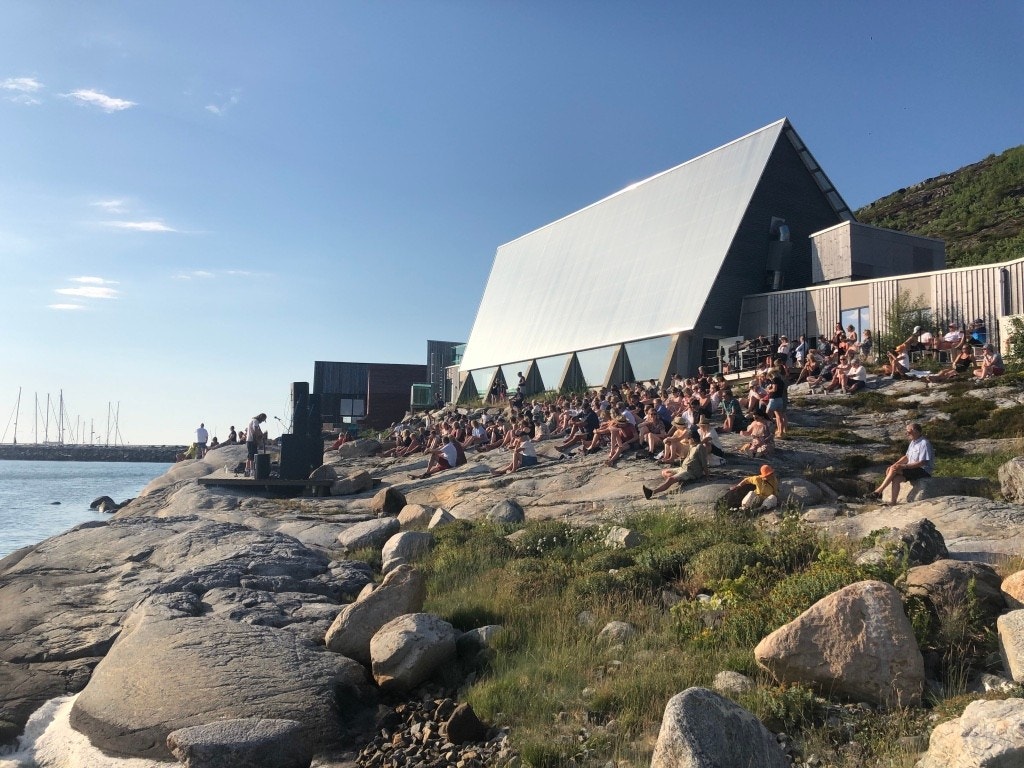 Bygdeboksen er samlingspunkt for arrangement og aktiviteter. Galleribilde