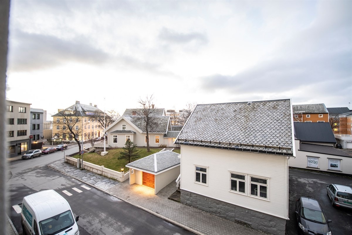 Utsikt fra balkong Galleribilde