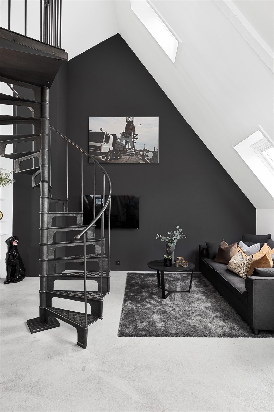 Leiligheten ble bygget i 2005 og omfattende ombygget i 2015 i regi av nåværende eier Galleribilde