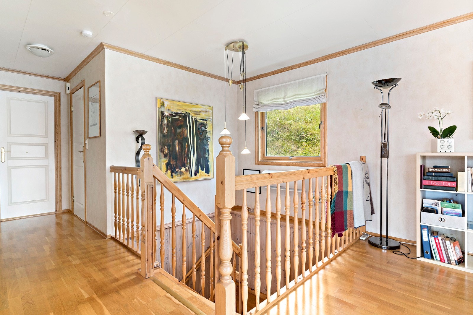 Trapp opp til hovedetasje. Galleribilde