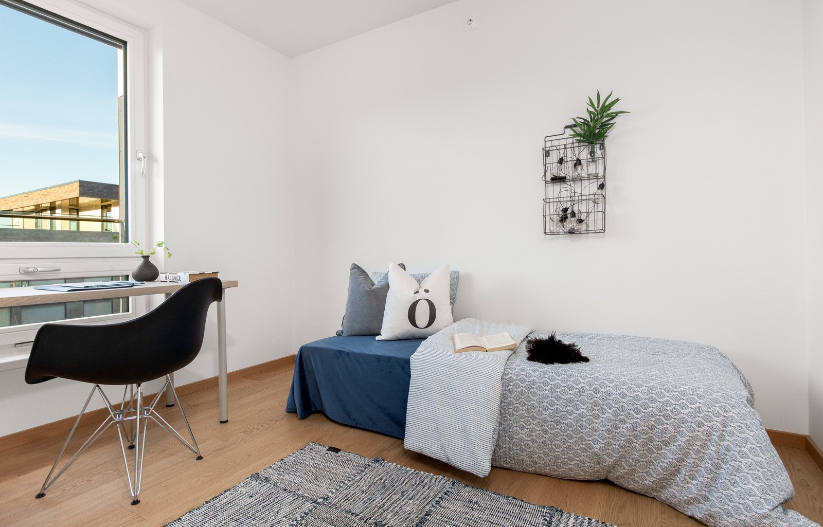 I tilknytning til det minste soverommet er det bod. Galleribilde