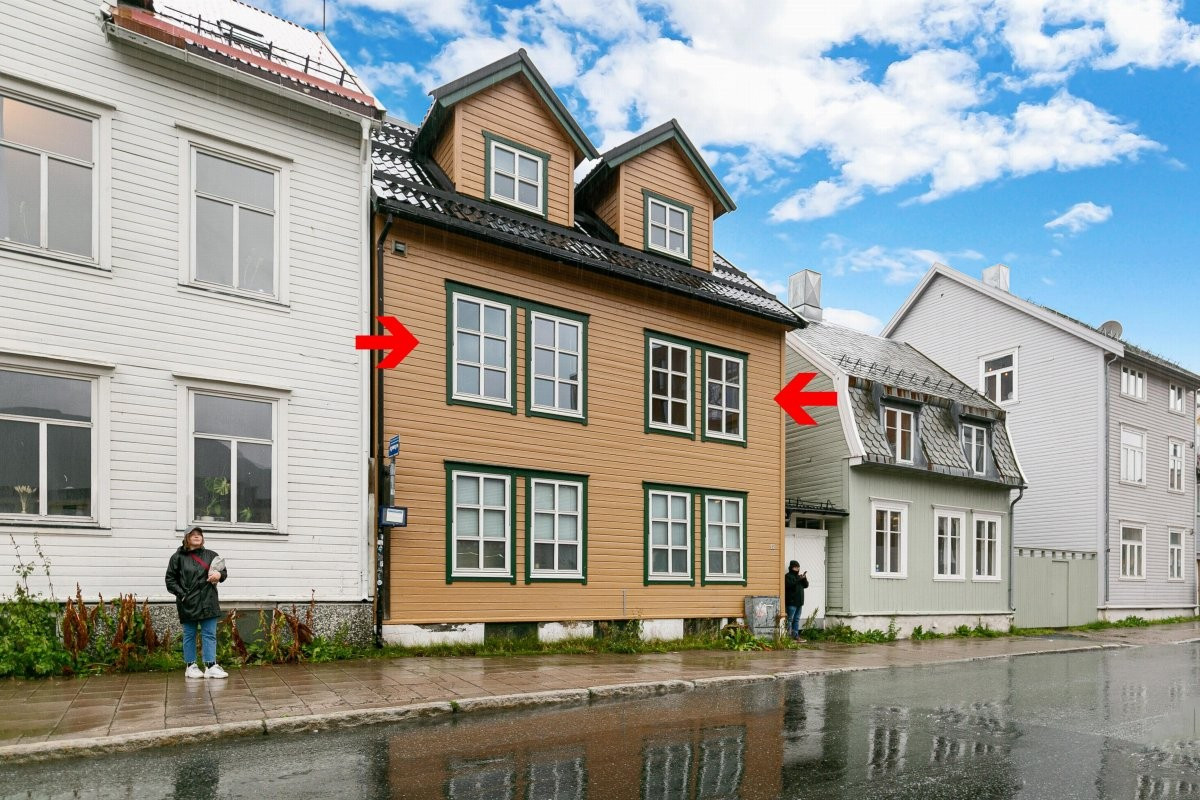 Beliggende midt i sentrum med nærhet til de fleste fasiliteter