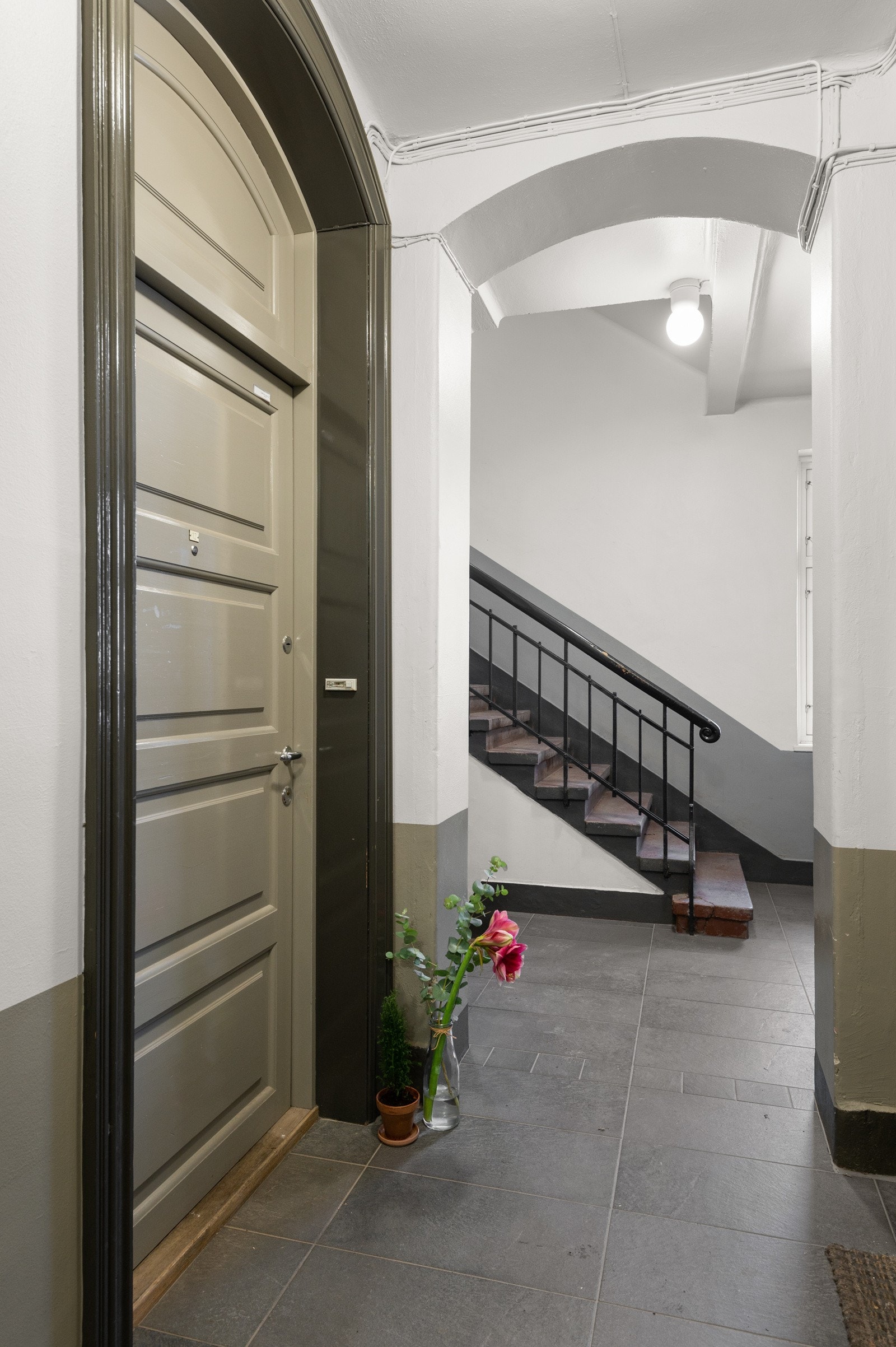 Her bor du i et solid og veldrevet borettslag med god vedlikeholdshistorikk. Galleribilde