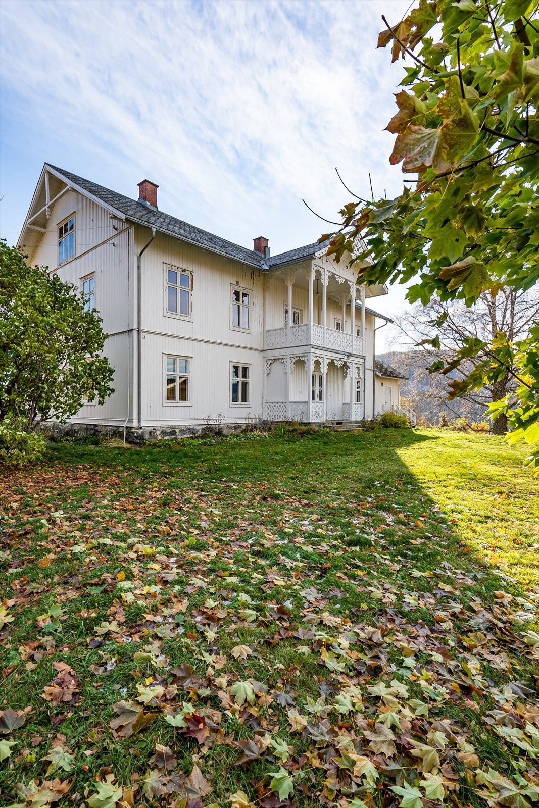I 2013-14 fikk inngangspartiet tilbake sitt opprinnelige preg i sveitserskrud. Galleribilde