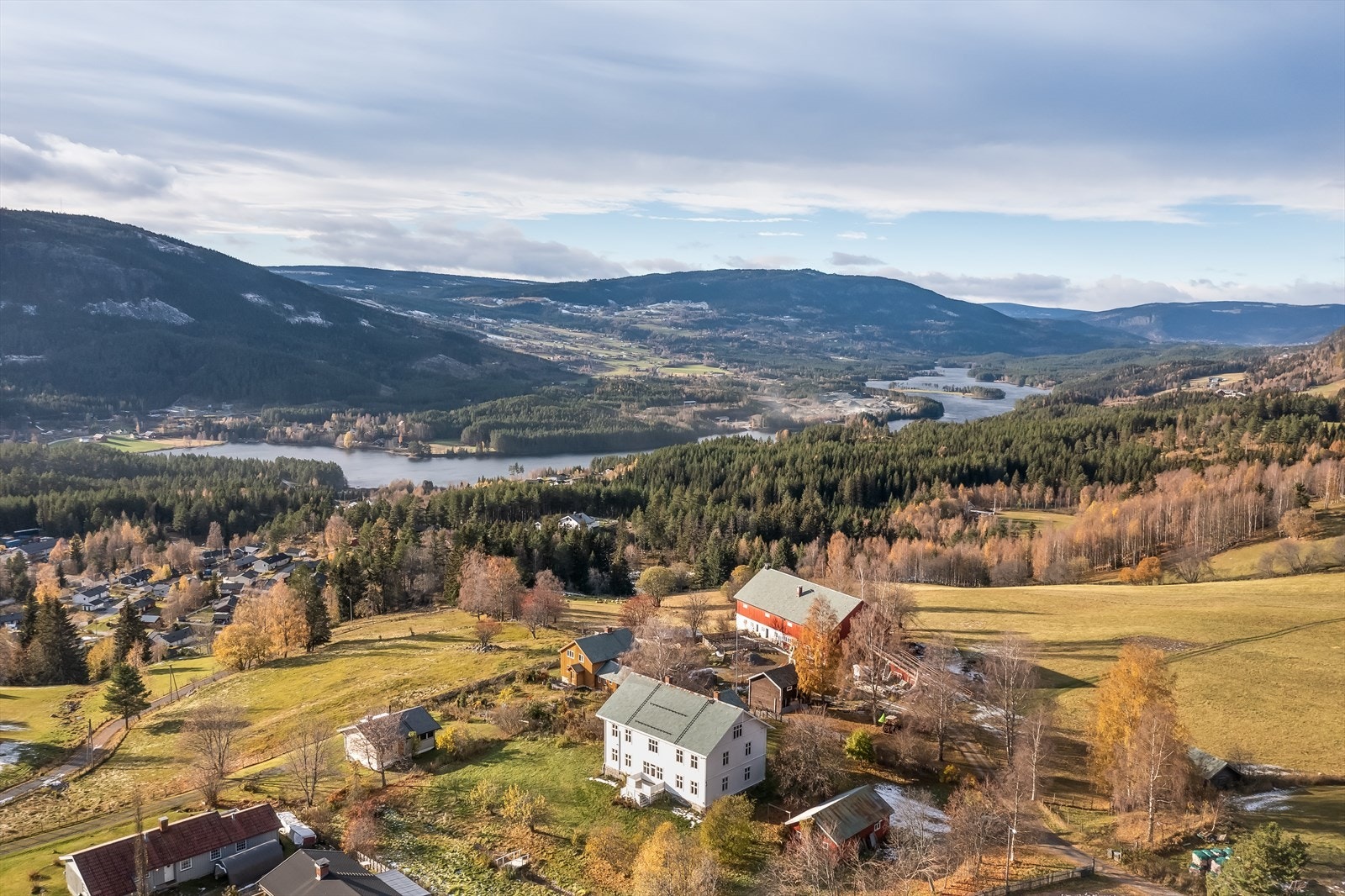 Presteboligen ligger i Aurdalsbygda i Valdres. Galleribilde