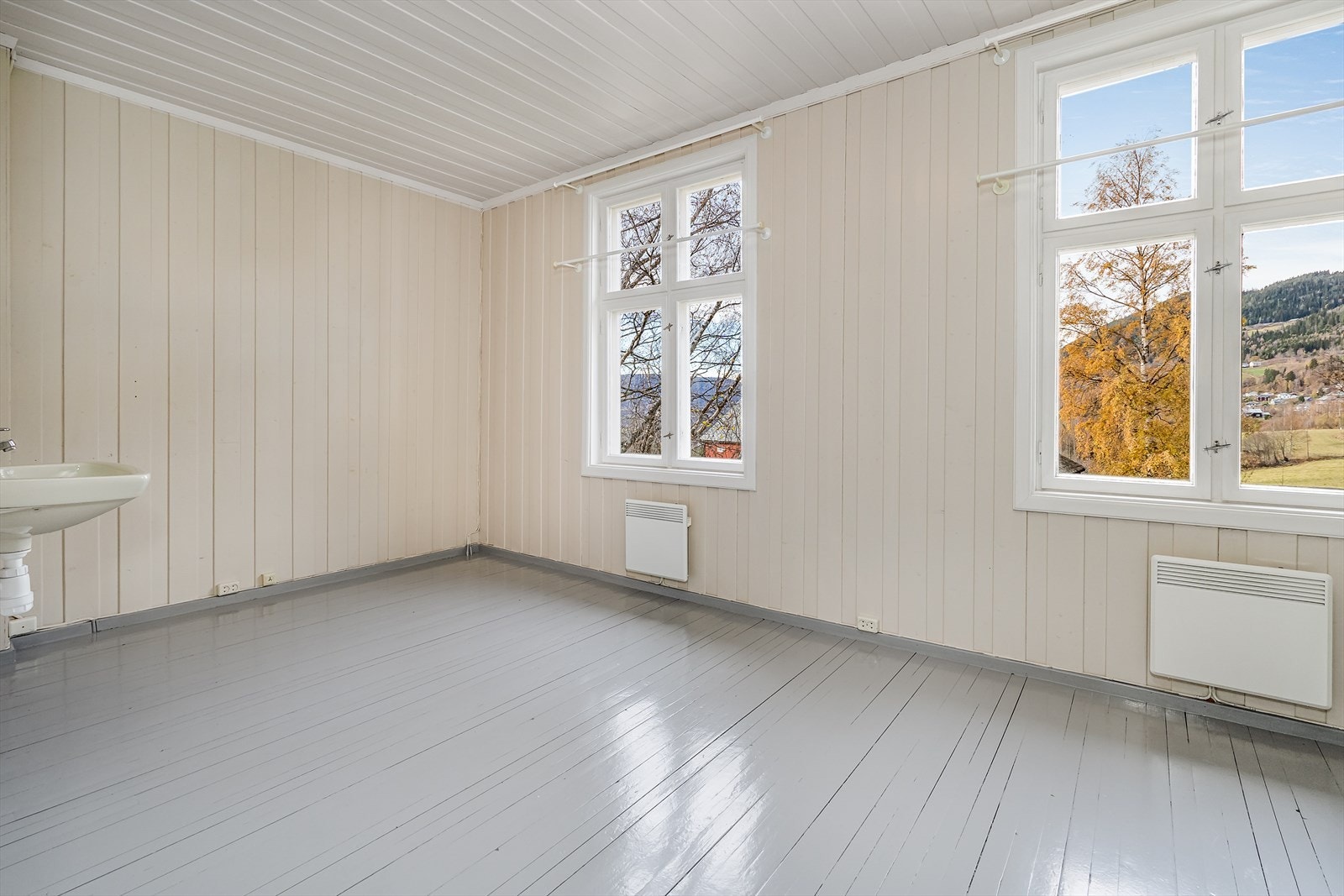Tidligere pikeværelse i tilknytning til bad og hovedsoverom. Galleribilde