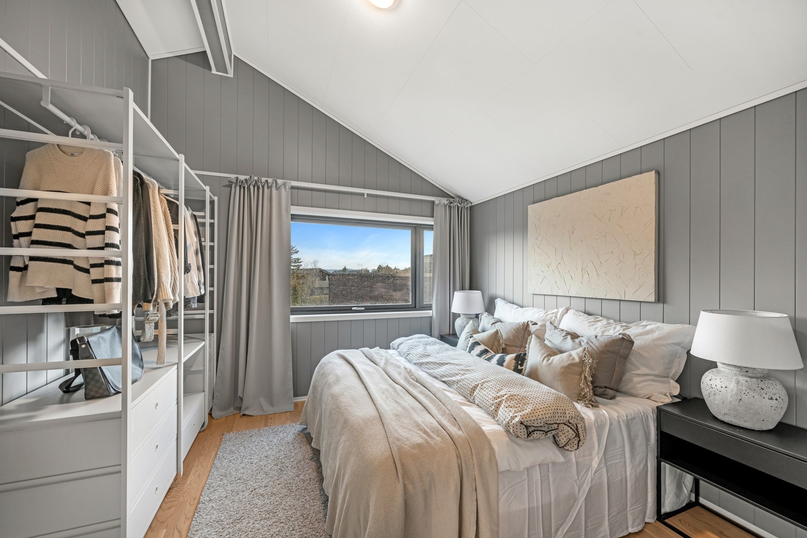 Soverom 2 er 12,9 kvm. Galleribilde