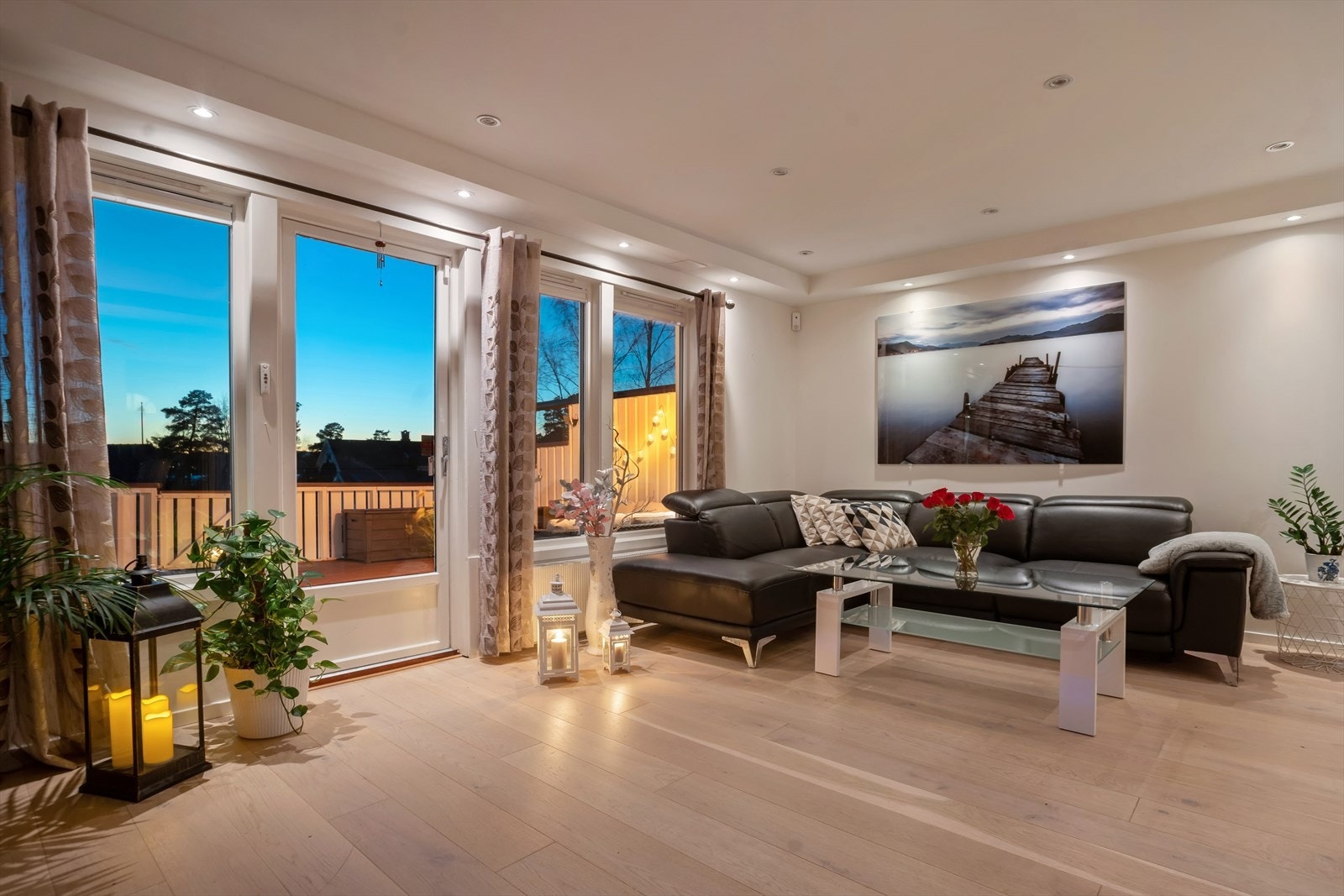 Pent oppusset med overflater som passer samtlige stilarter. Galleribilde