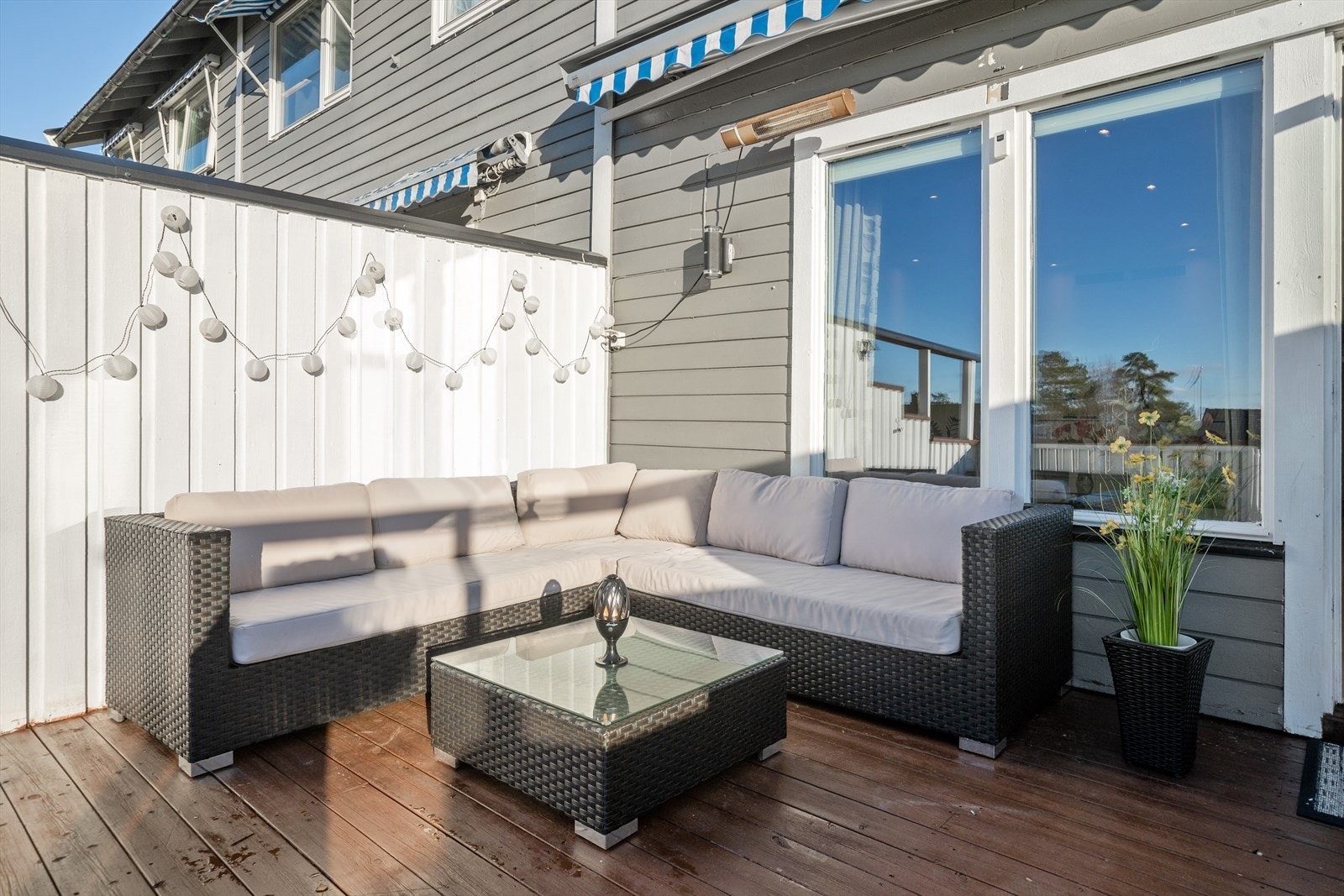 Terrassen. Galleribilde