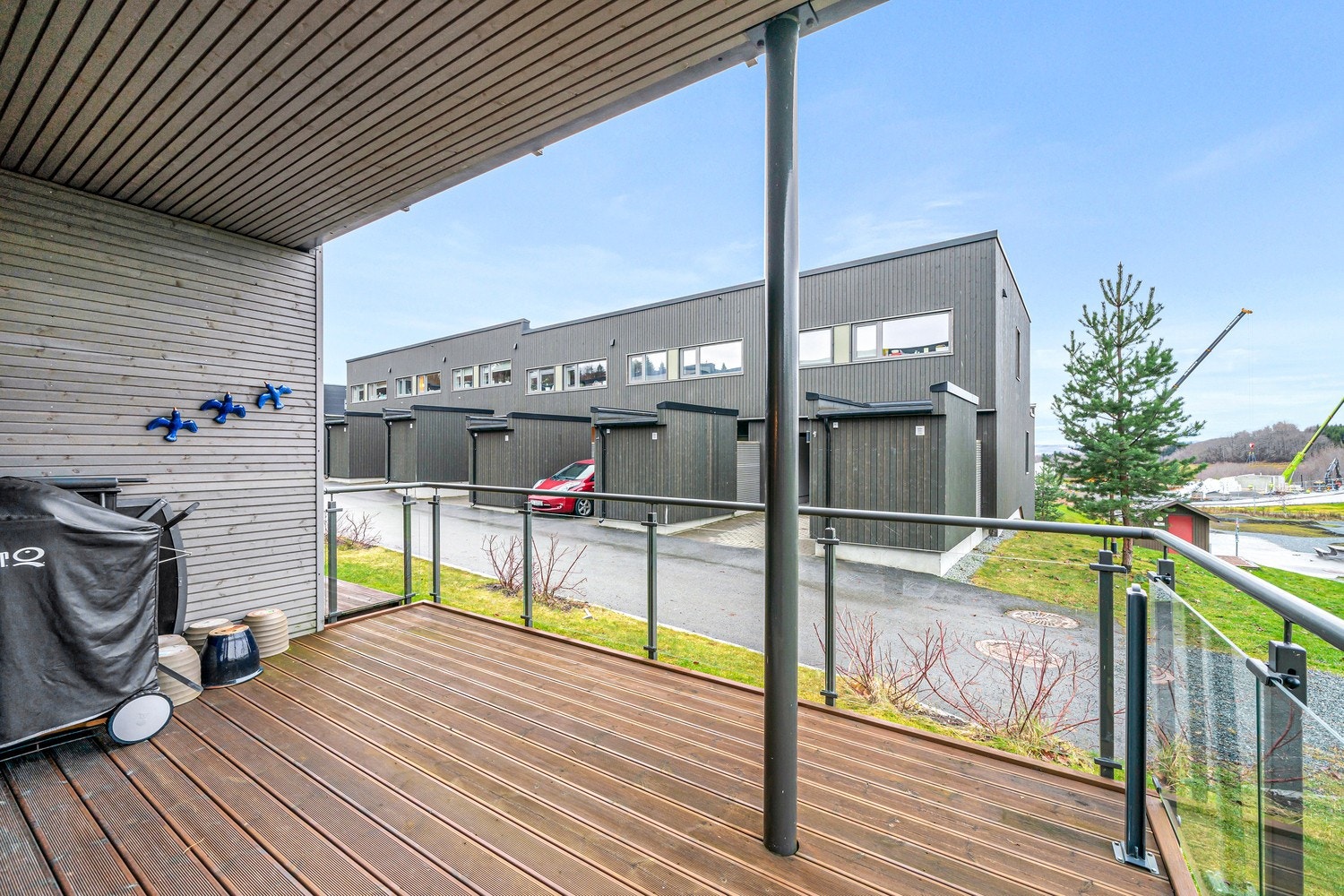 Boligen har en flott beliggenhet i et rolig og familievennlig boområde. Galleribilde