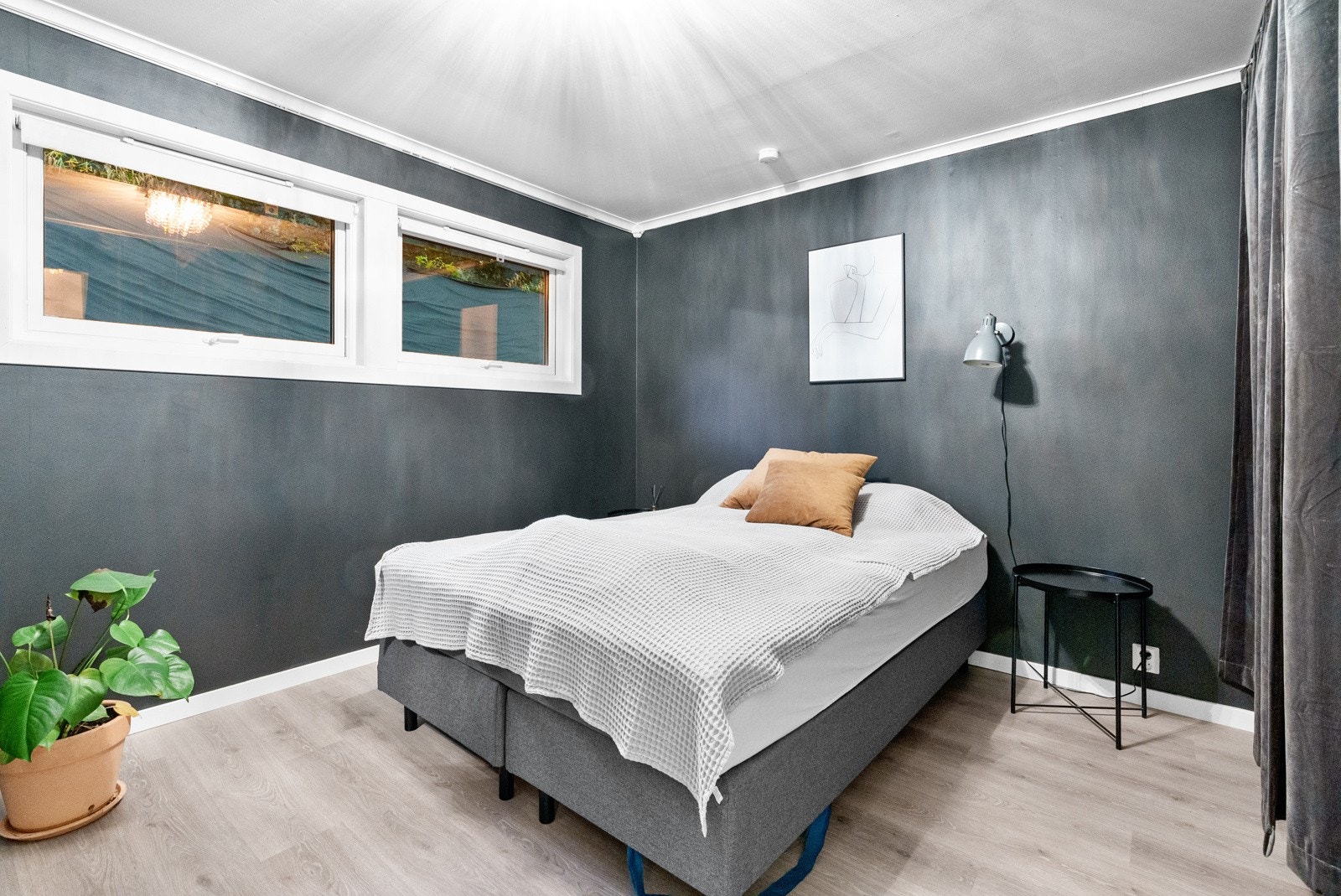 Romslig soverom Galleribilde