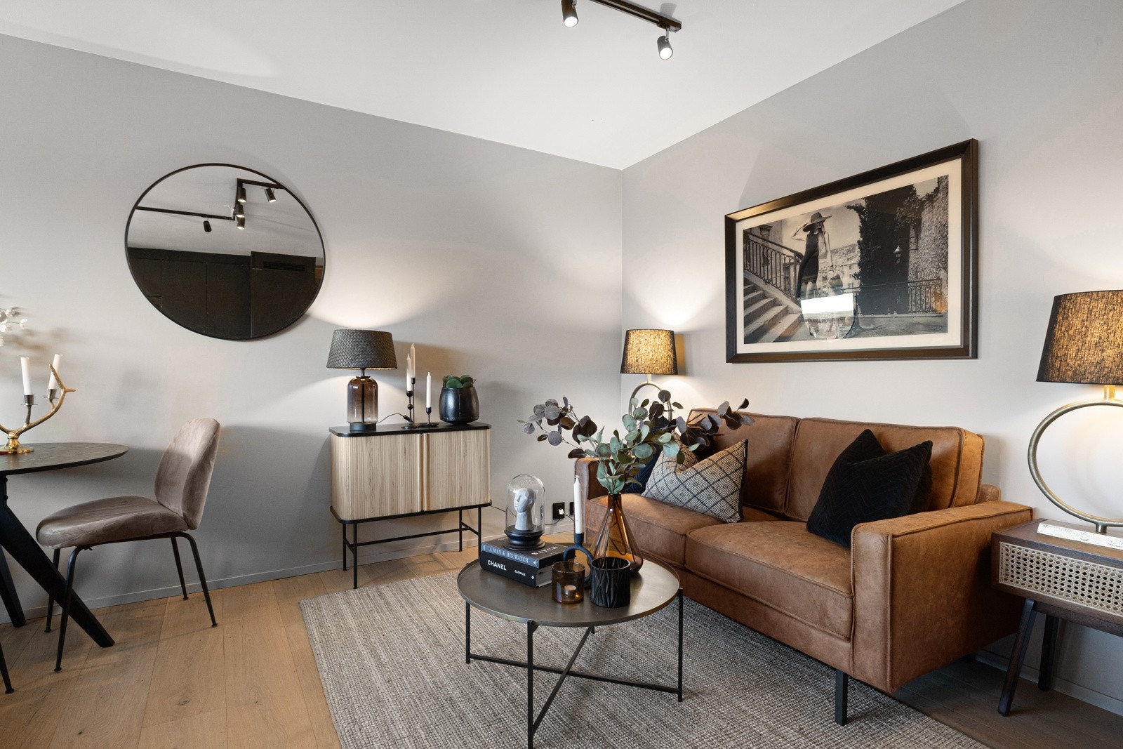 Dette er virkelig et hjem som er betydelig påkostet, og som har et helhetlig og gjennomført uttrykk. Galleribilde