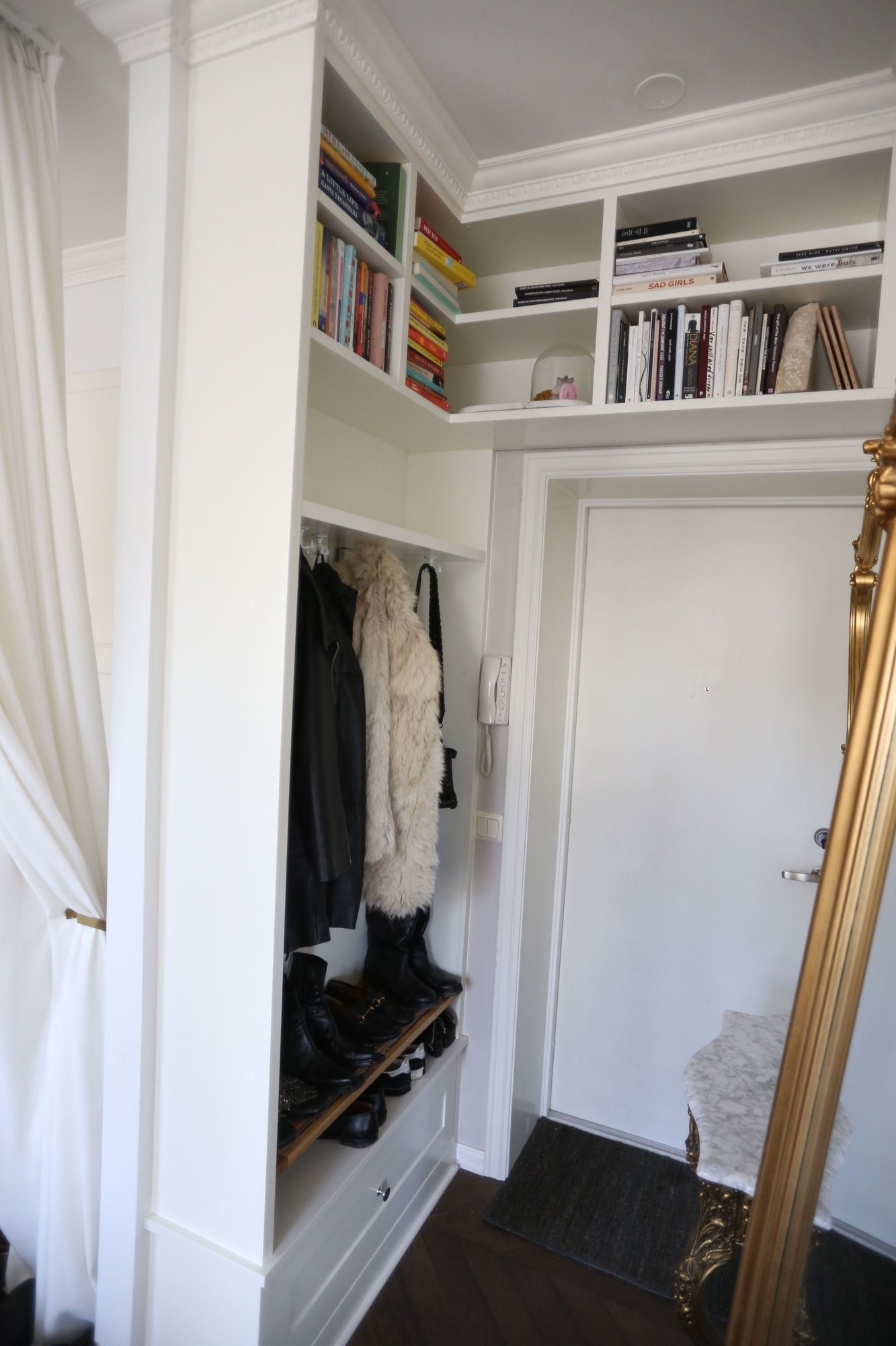 Mye plass, også hattehylle Galleribilde